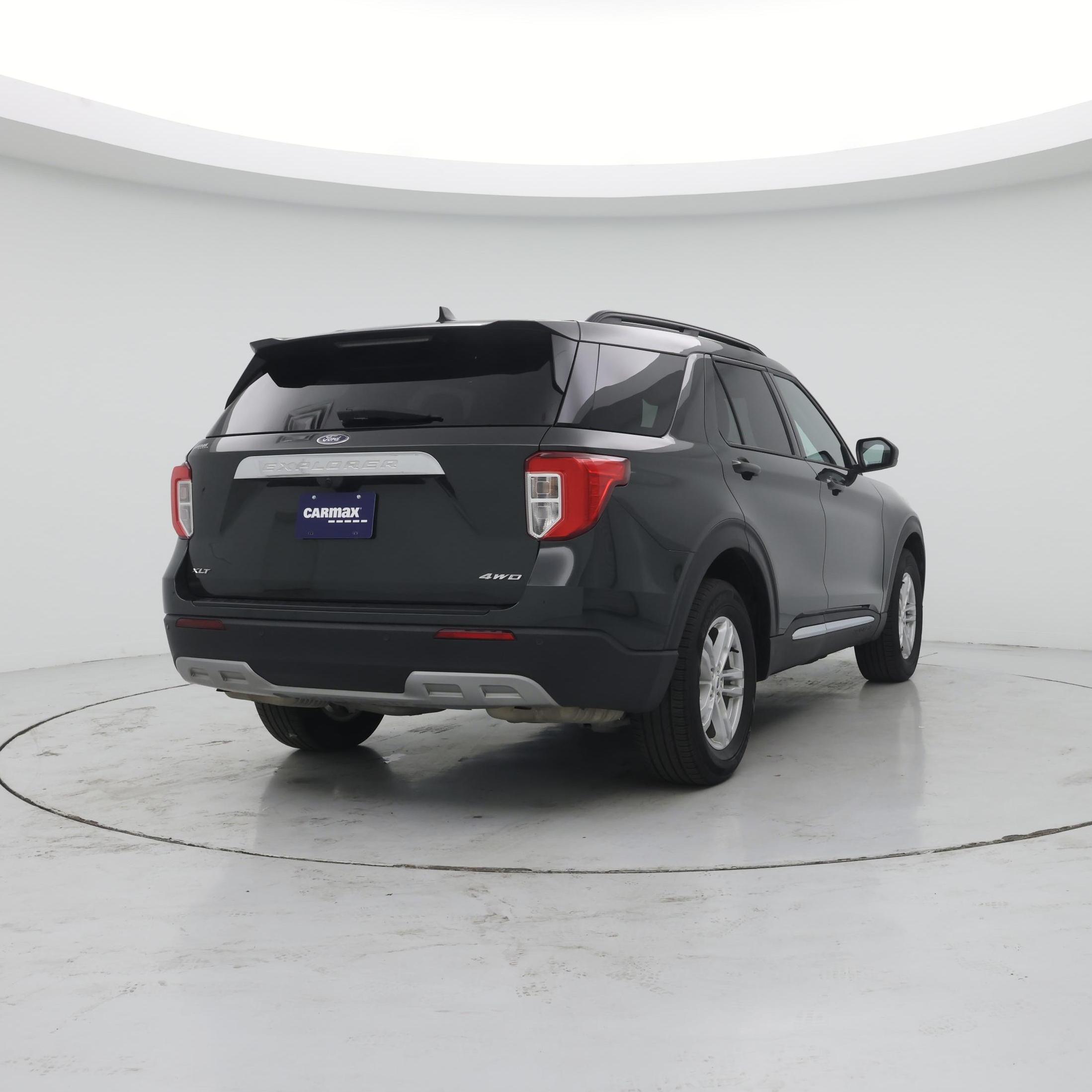 Thumbnail: 2023 Ford Explorer - 8