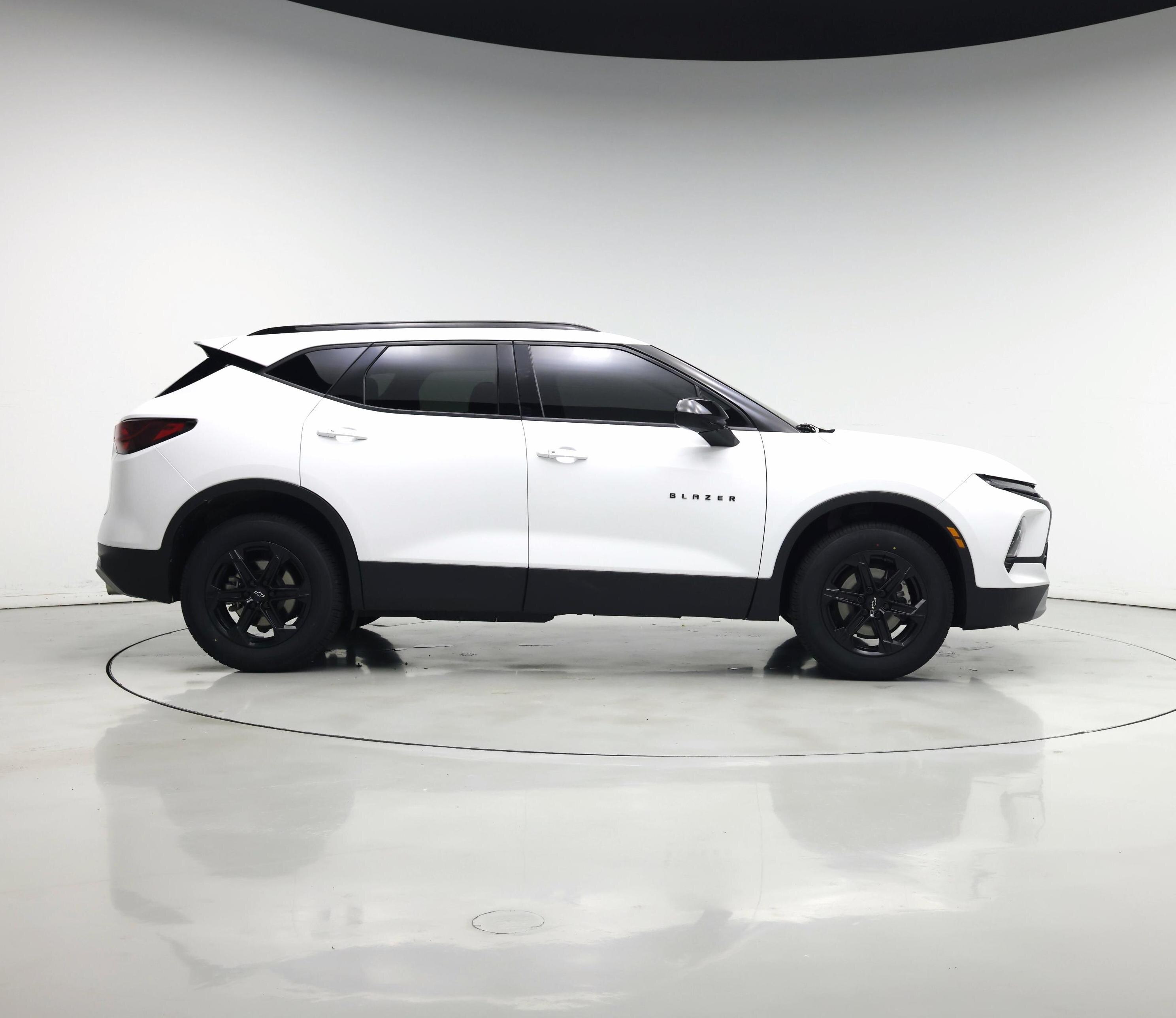 Thumbnail: 2023 Chevrolet Blazer - 7
