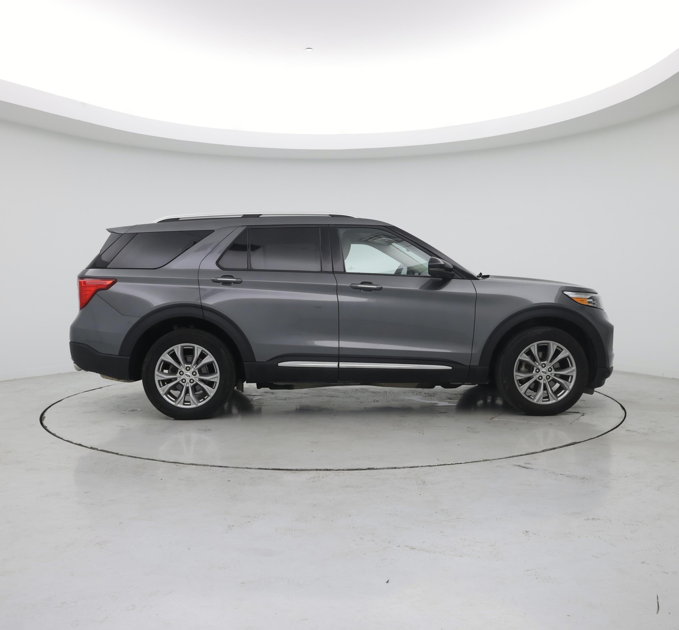 Thumbnail: 2023 Ford Explorer - 7