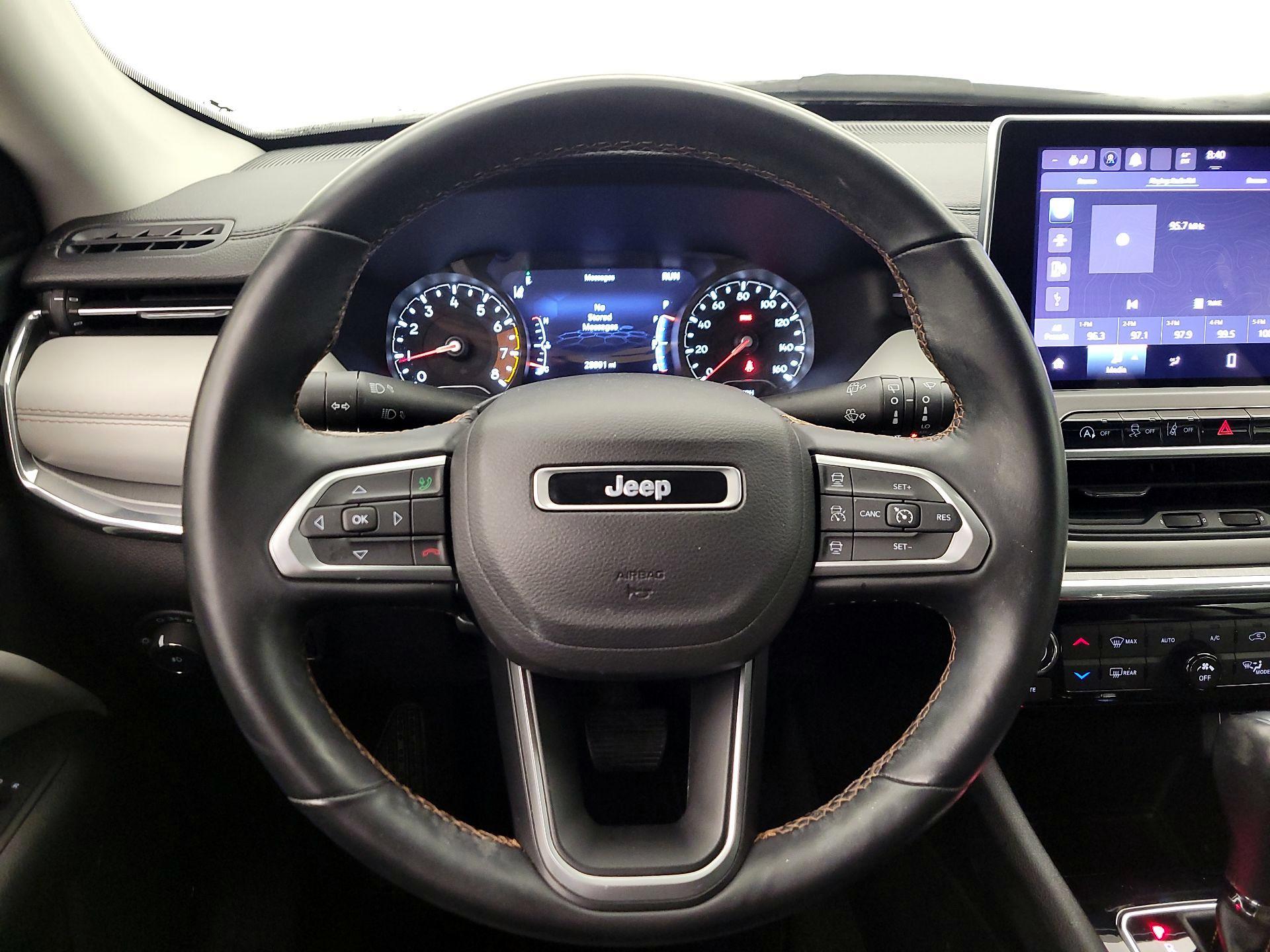 Thumbnail: 2022 Jeep Compass - 10