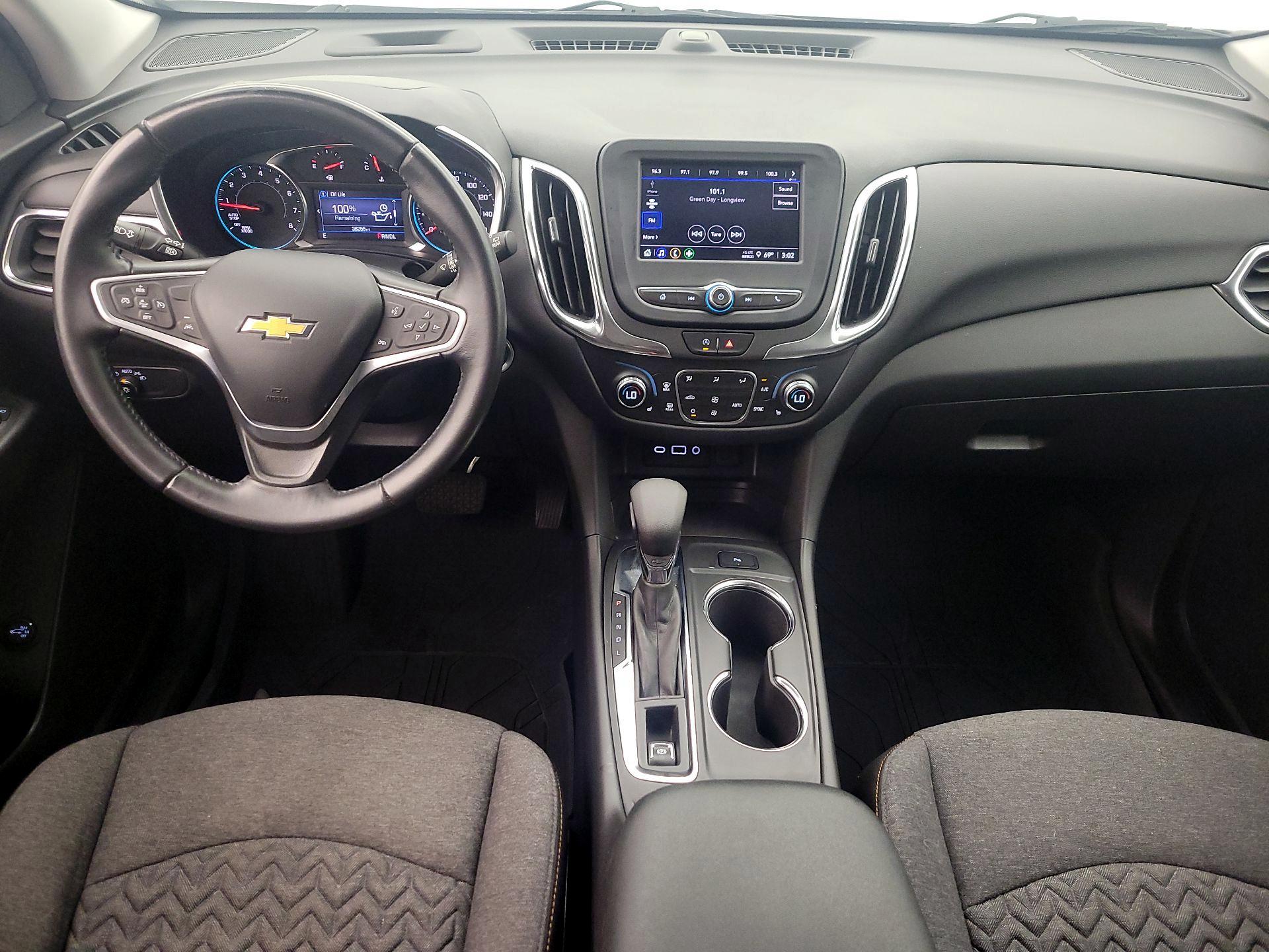 Thumbnail: 2022 Chevrolet Equinox - 9