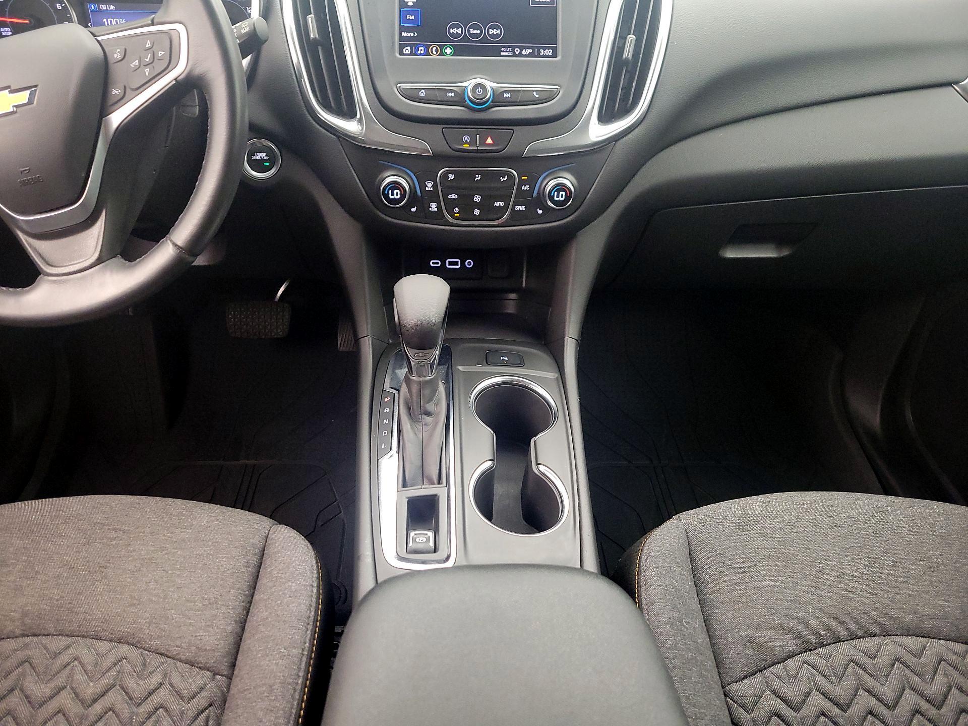 Thumbnail: 2022 Chevrolet Equinox - 17