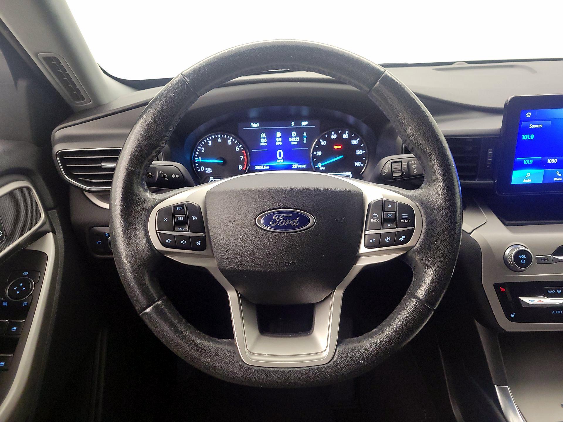 Thumbnail: 2022 Ford Explorer - 10