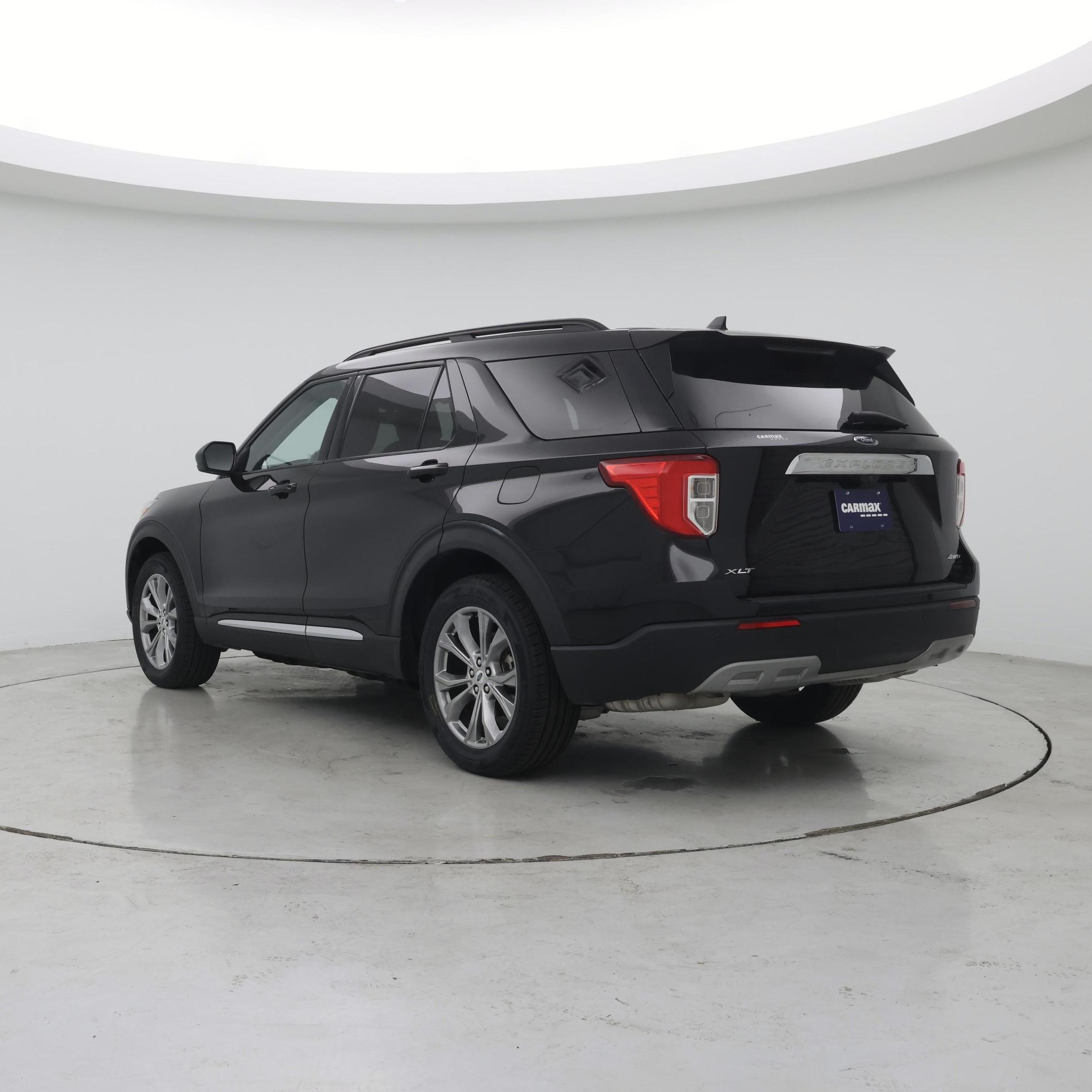 Thumbnail: 2022 Ford Explorer - 2