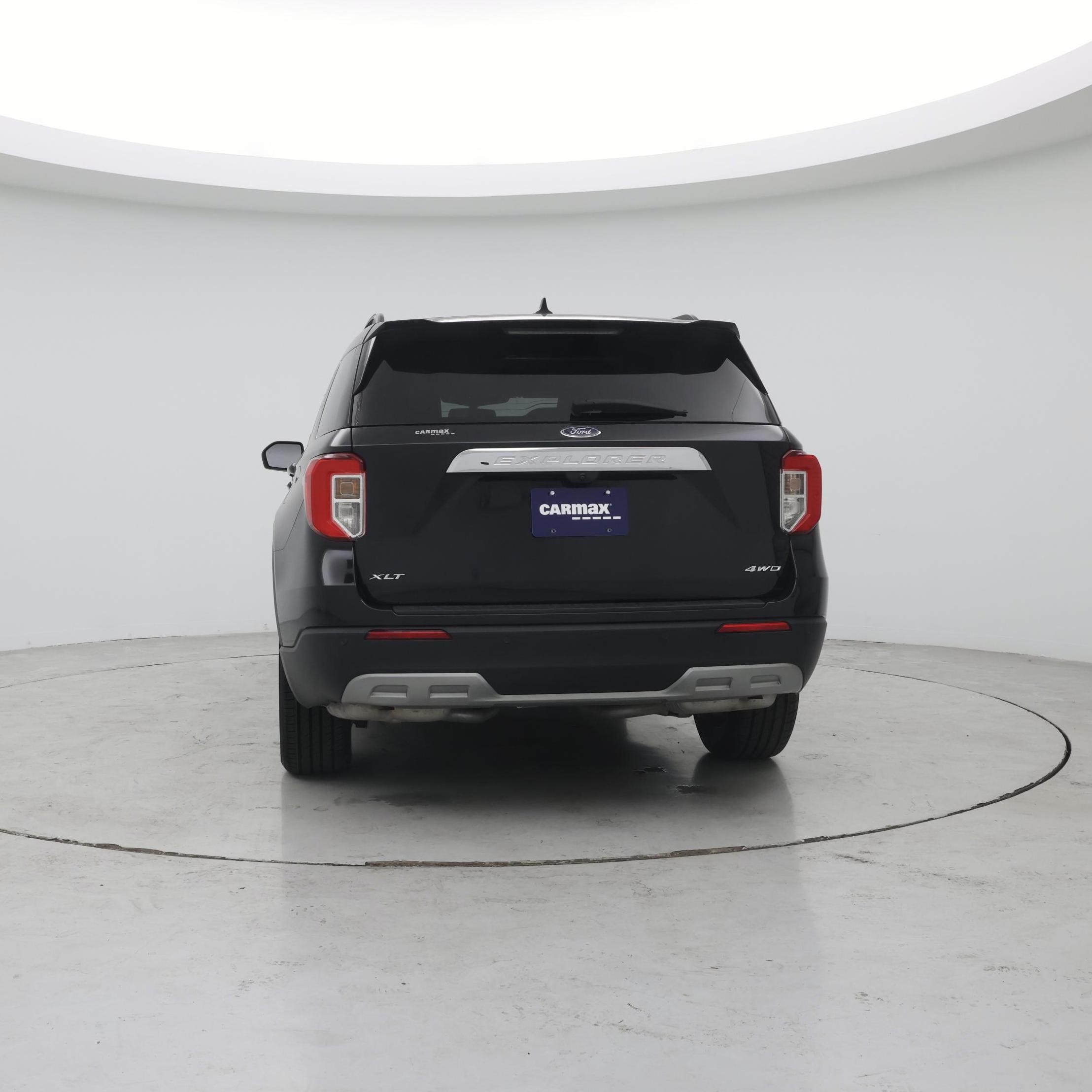 Thumbnail: 2022 Ford Explorer - 6
