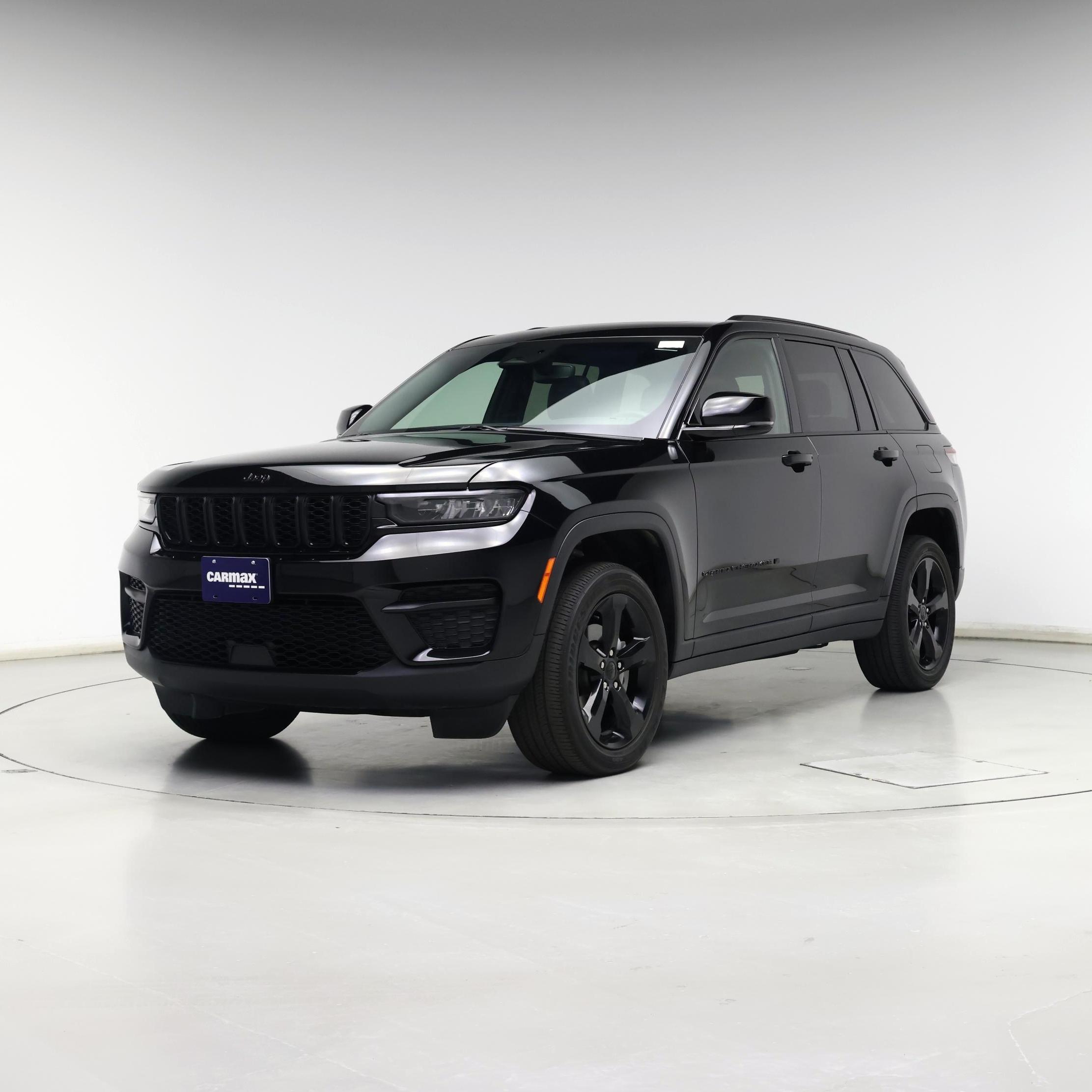 Thumbnail: 2023 Jeep Grand Cherokee - 4