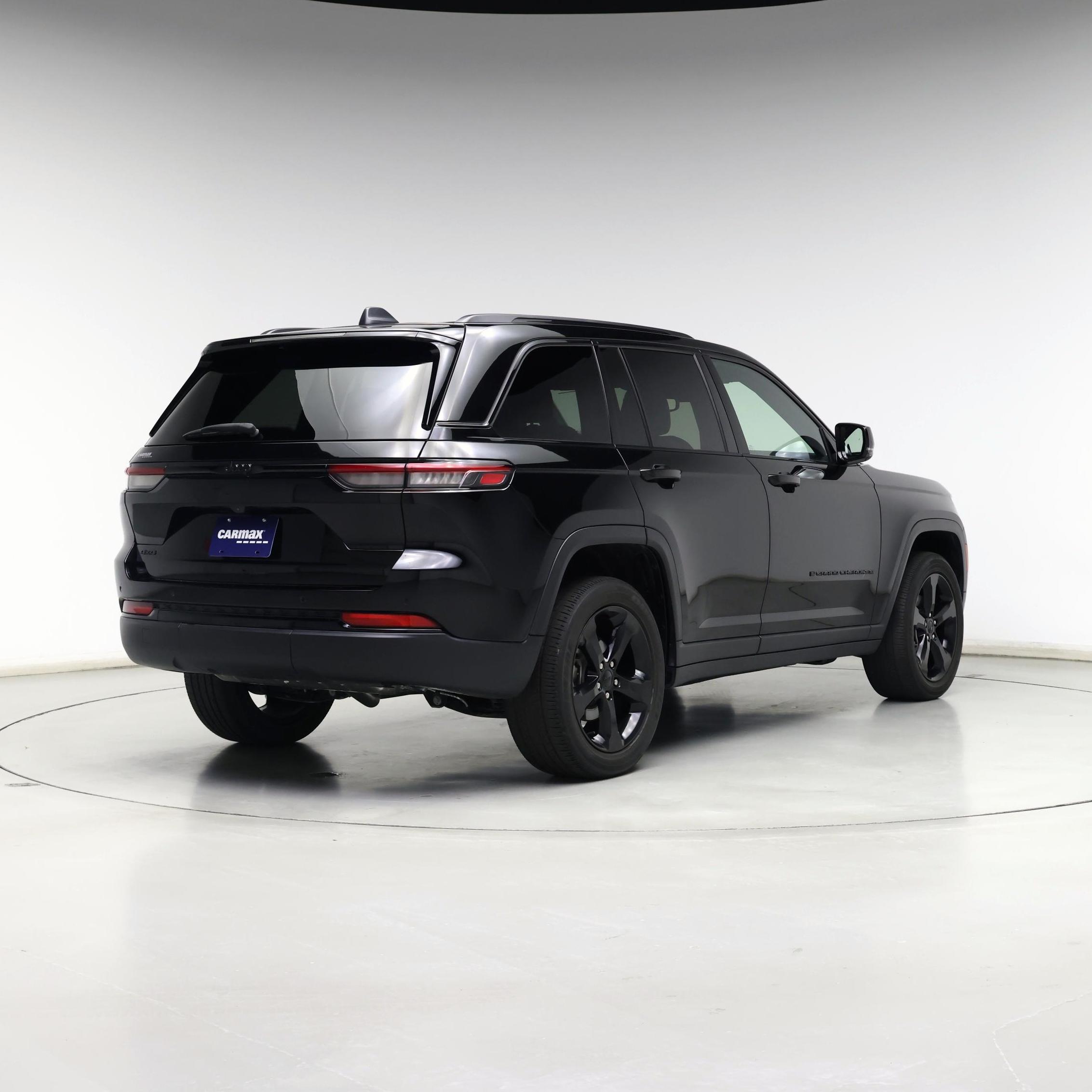 Thumbnail: 2023 Jeep Grand Cherokee - 8