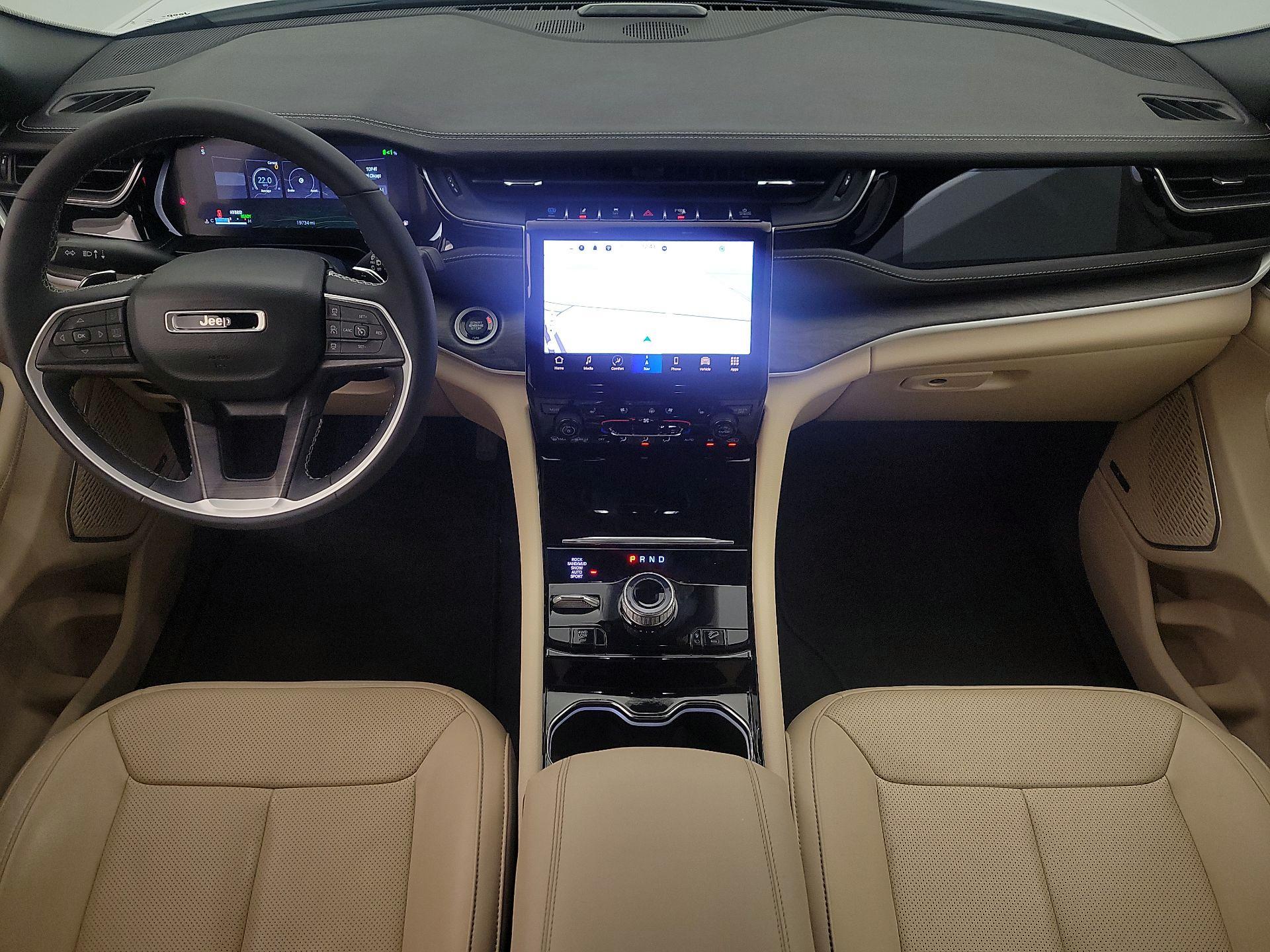 Thumbnail: 2023 Jeep Grand Cherokee - 9