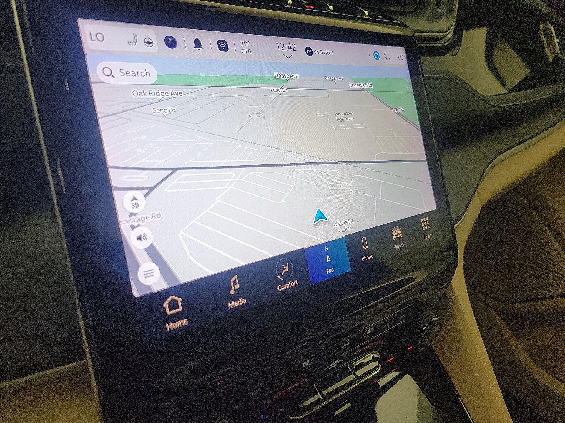 Thumbnail: 2023 Jeep Grand Cherokee - 14