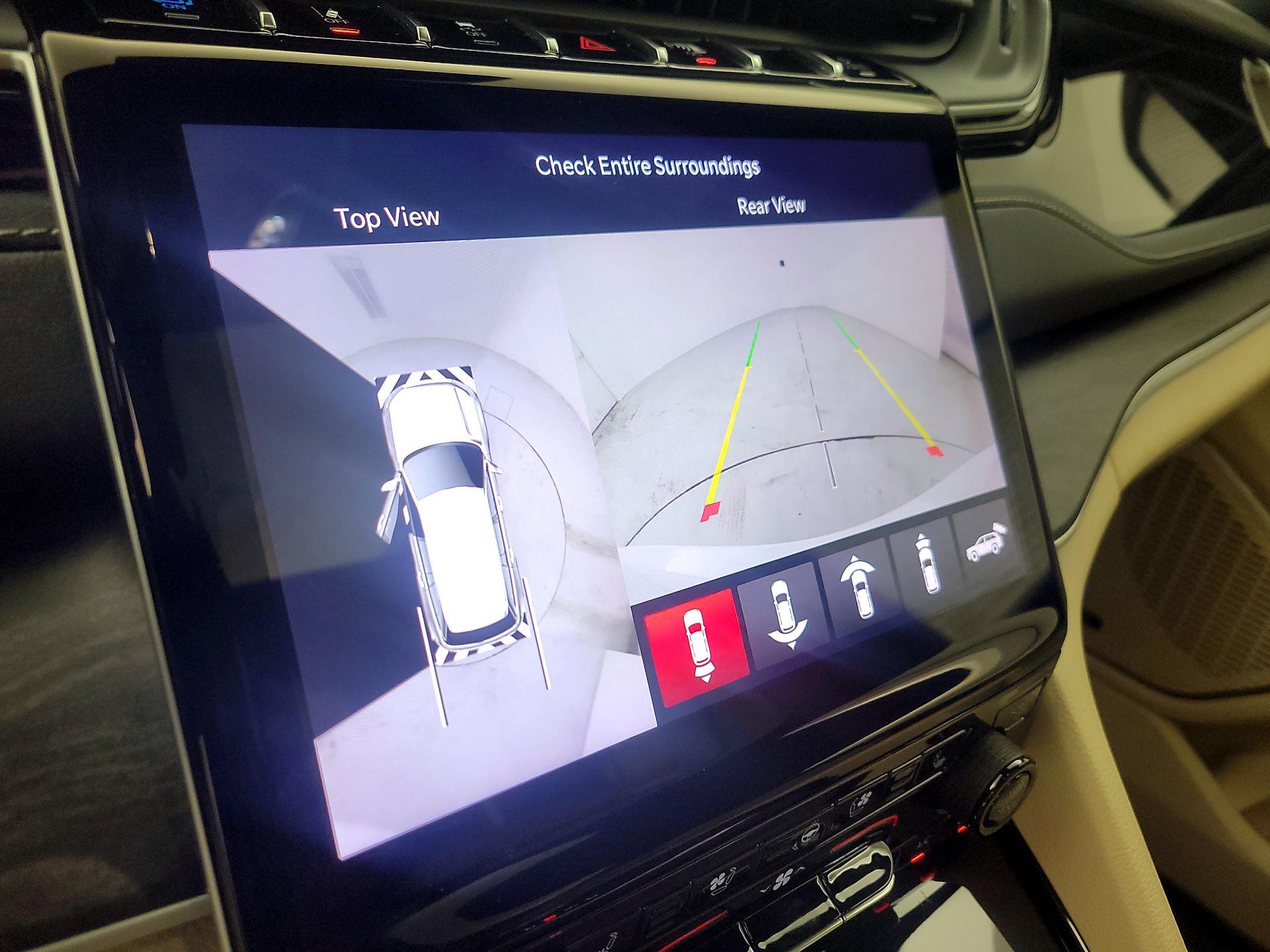 Thumbnail: 2023 Jeep Grand Cherokee - 15