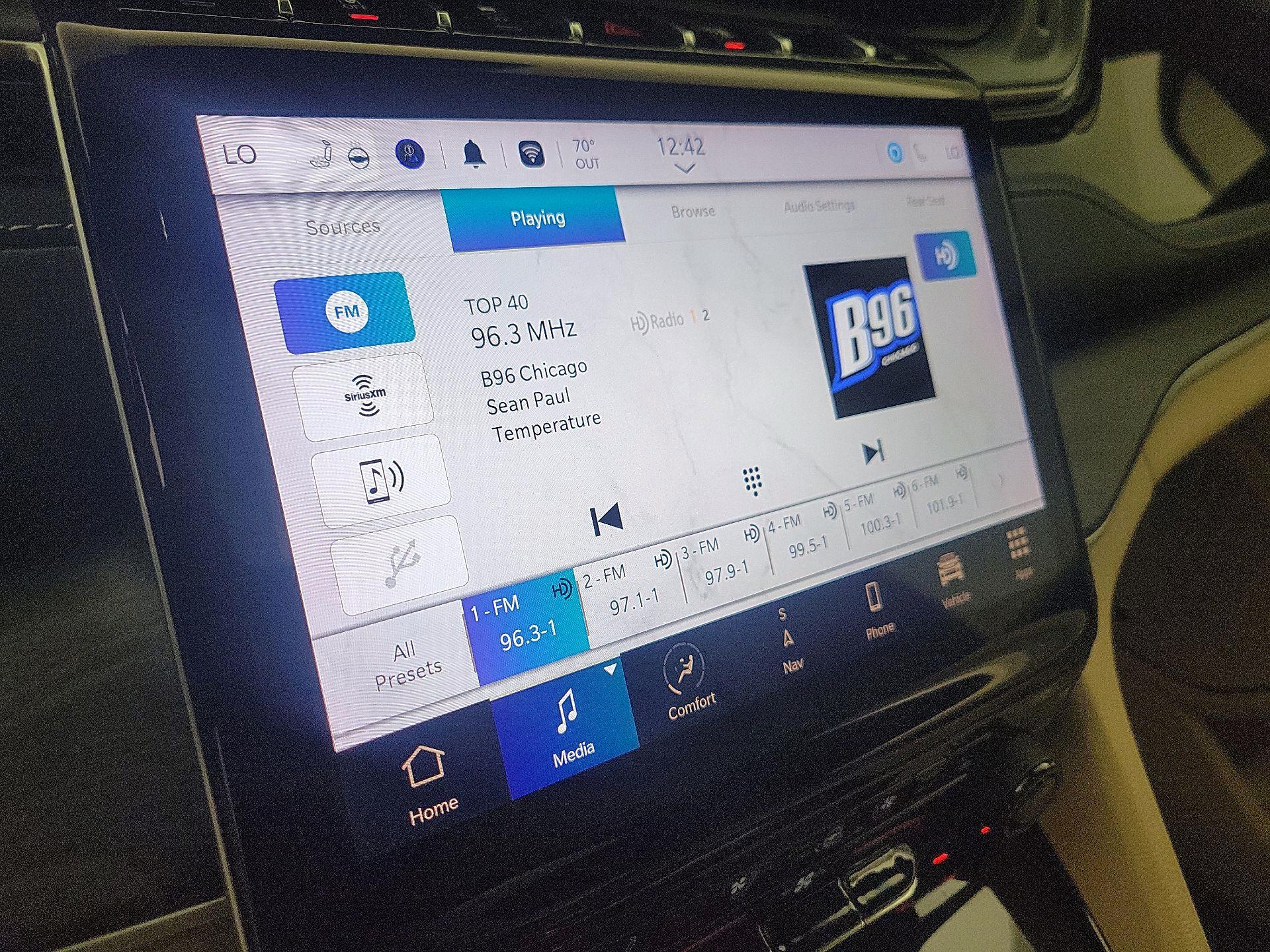 Thumbnail: 2023 Jeep Grand Cherokee - 16