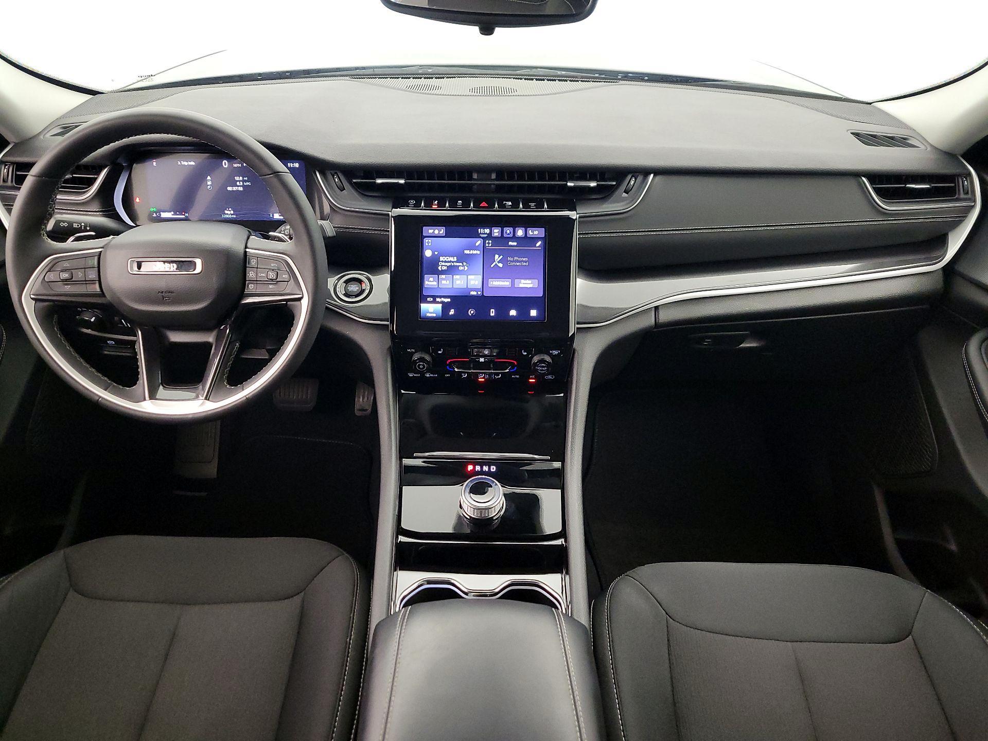 Thumbnail: 2023 Jeep Grand Cherokee - 9