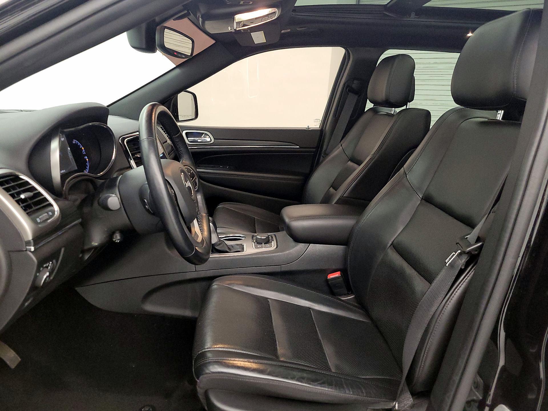 Thumbnail: 2021 Jeep Grand Cherokee - 11