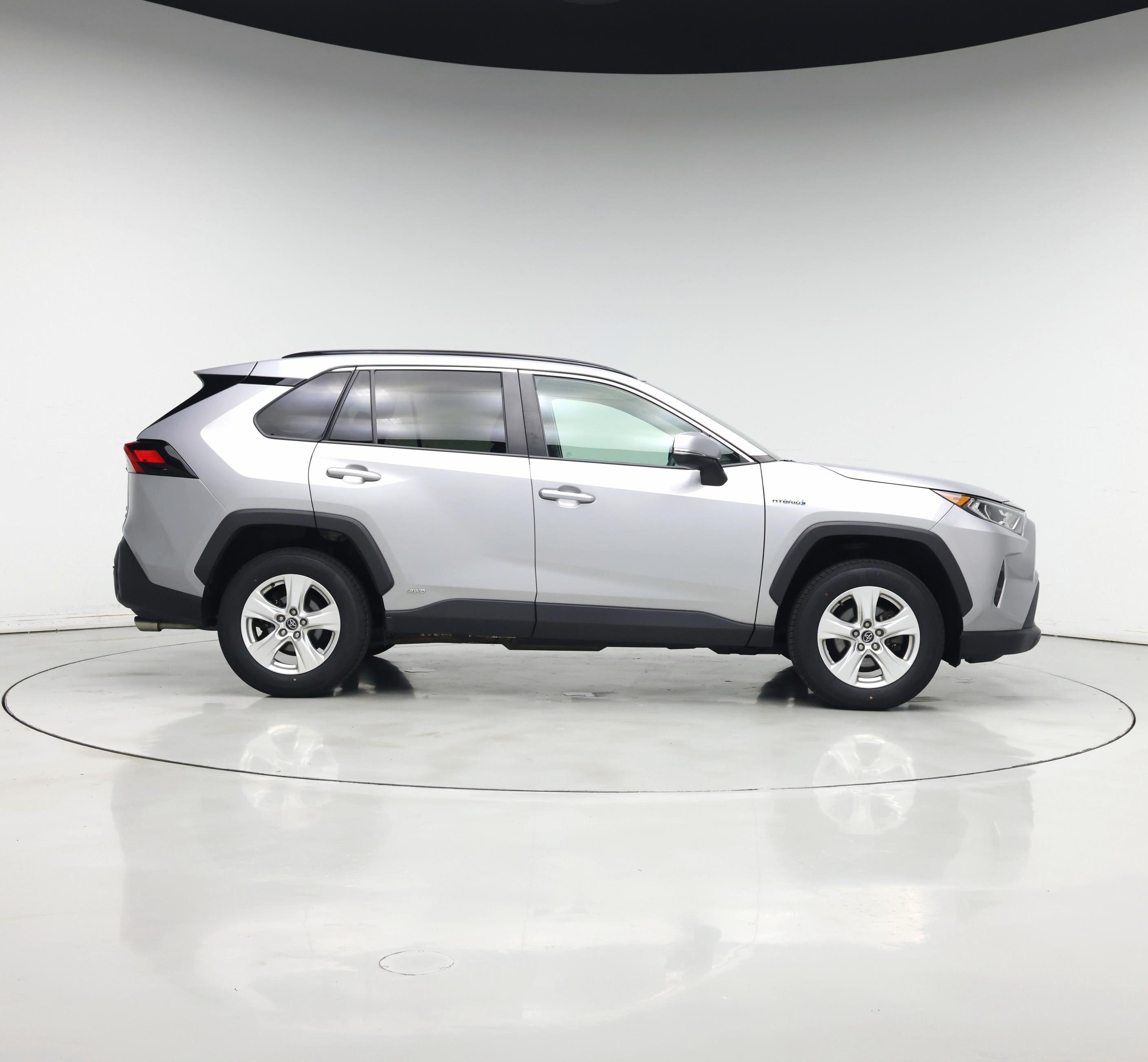 Thumbnail: 2020 Toyota RAV4 - 7