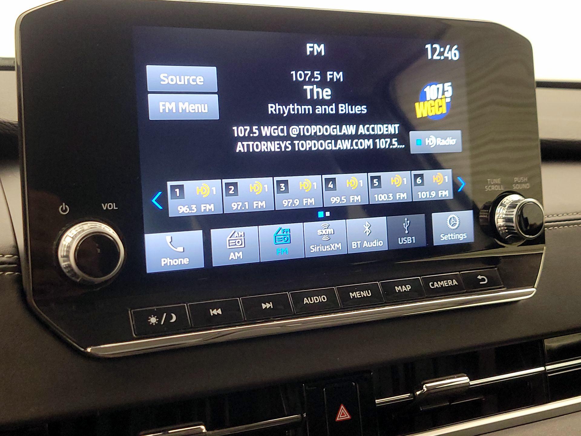 Thumbnail: 2023 Mitsubishi Outlander - 15