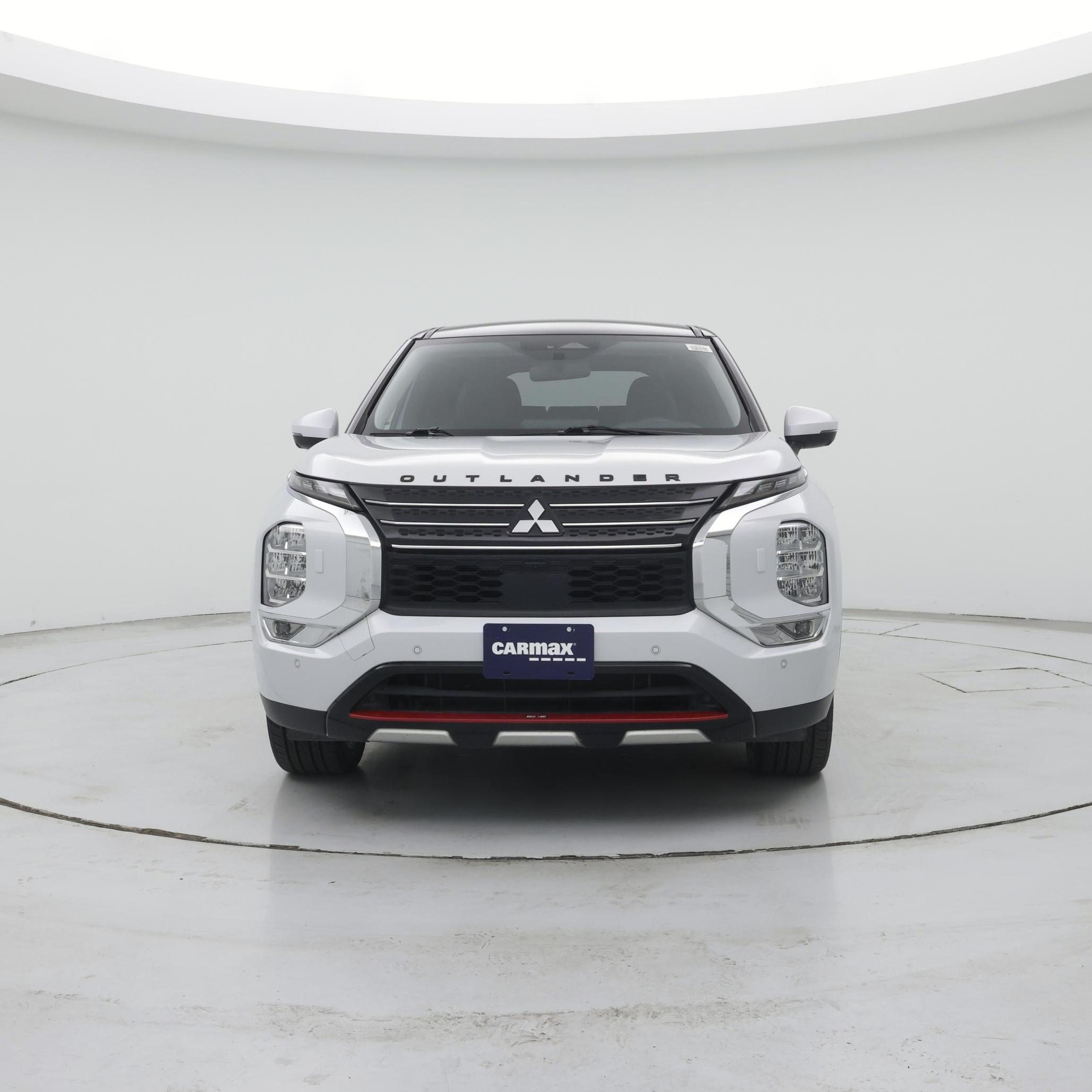 Thumbnail: 2023 Mitsubishi Outlander - 5