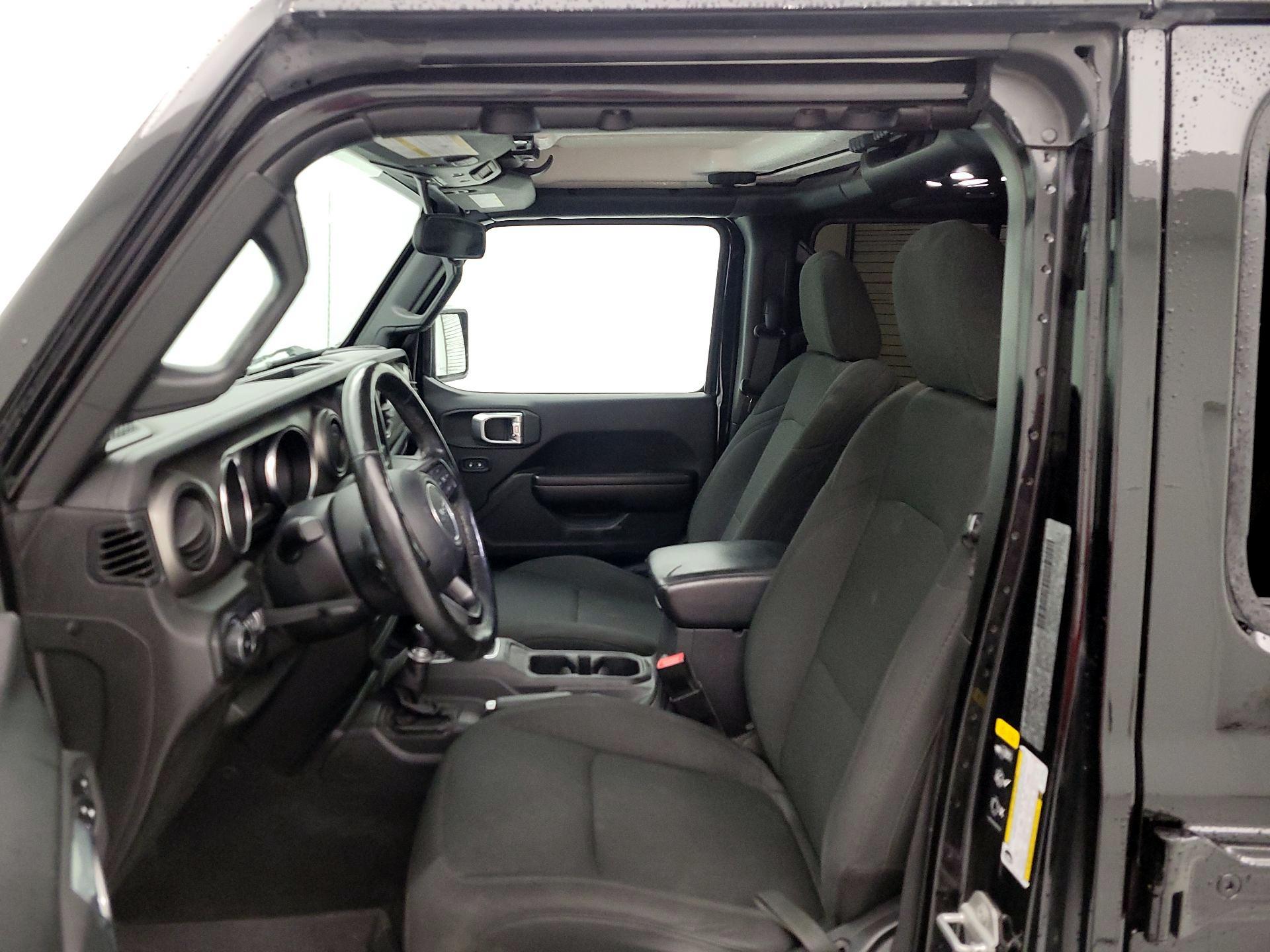 Thumbnail: 2020 Jeep Wrangler - 11