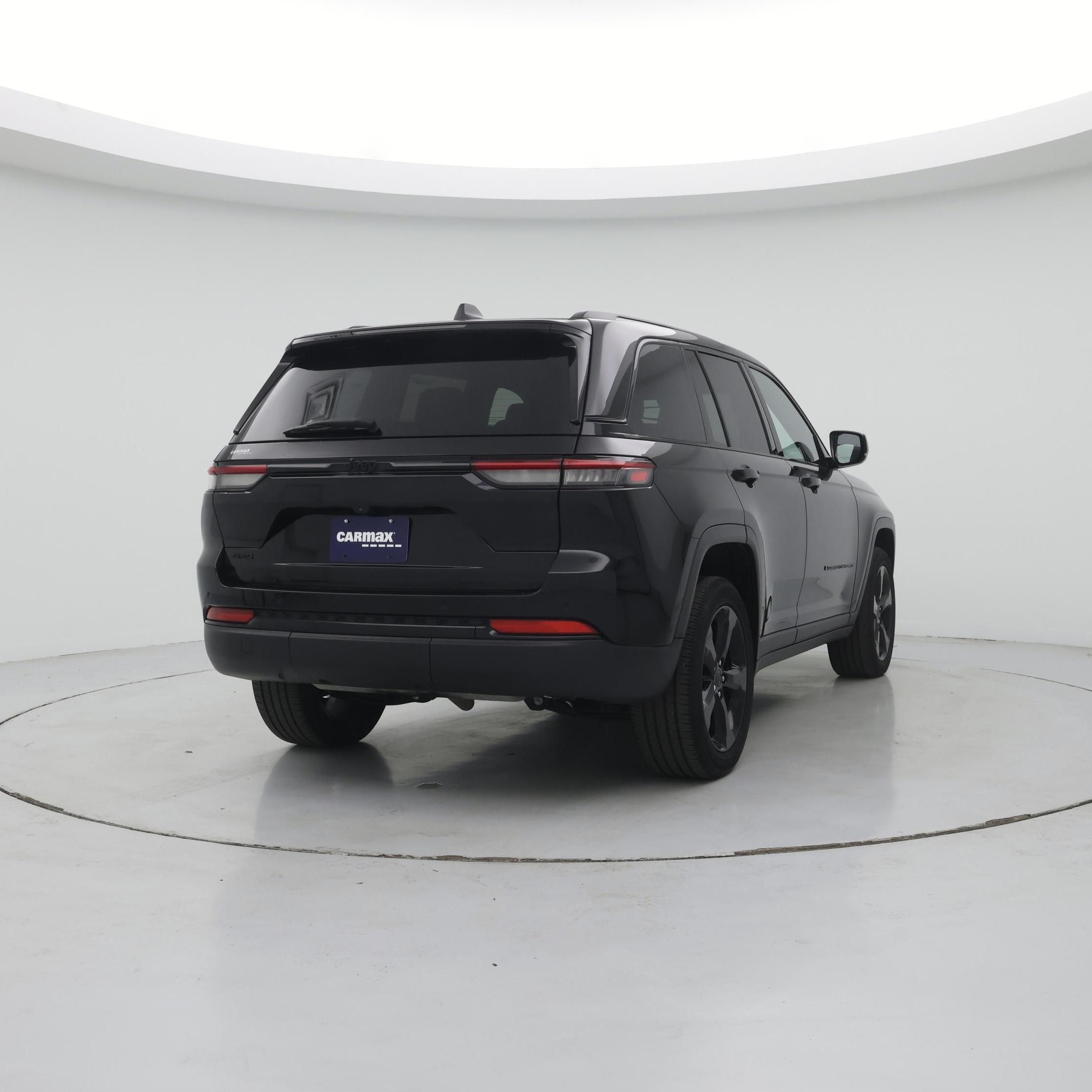 Thumbnail: 2022 Jeep Grand Cherokee - 8