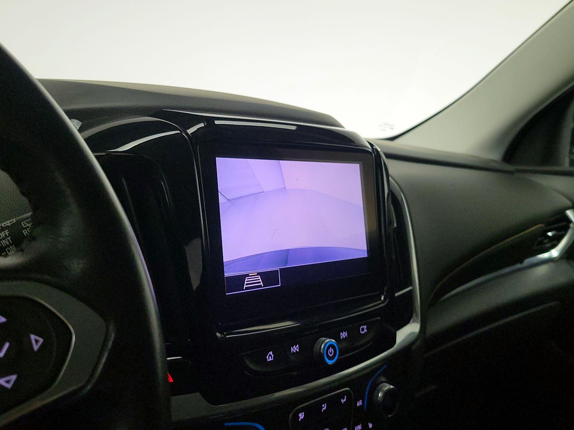 Thumbnail: 2020 Chevrolet Traverse - 14
