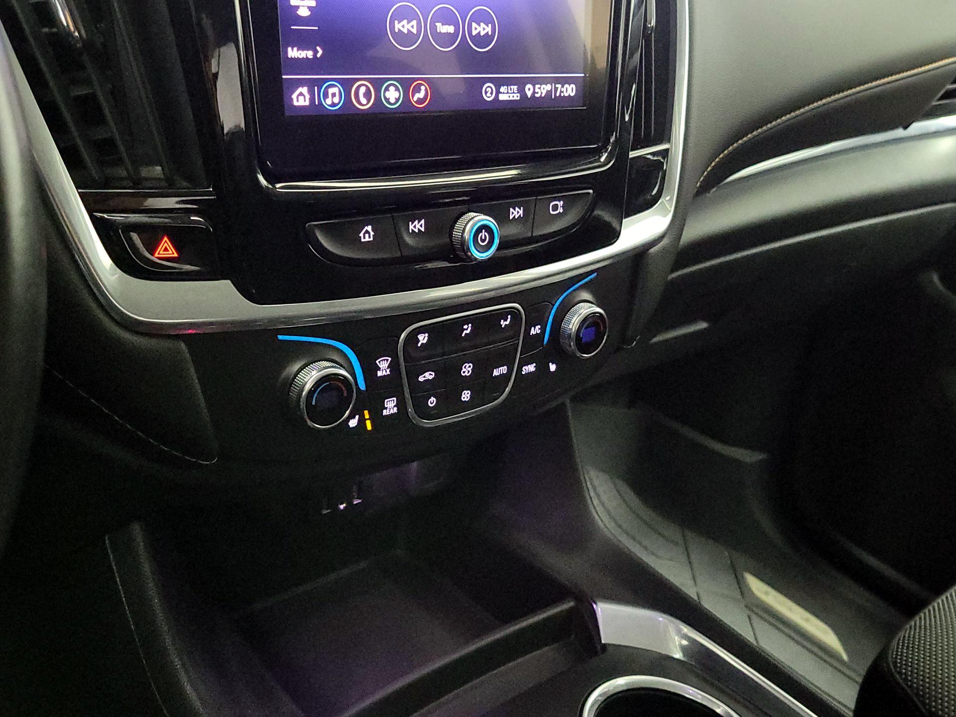 Thumbnail: 2020 Chevrolet Traverse - 16