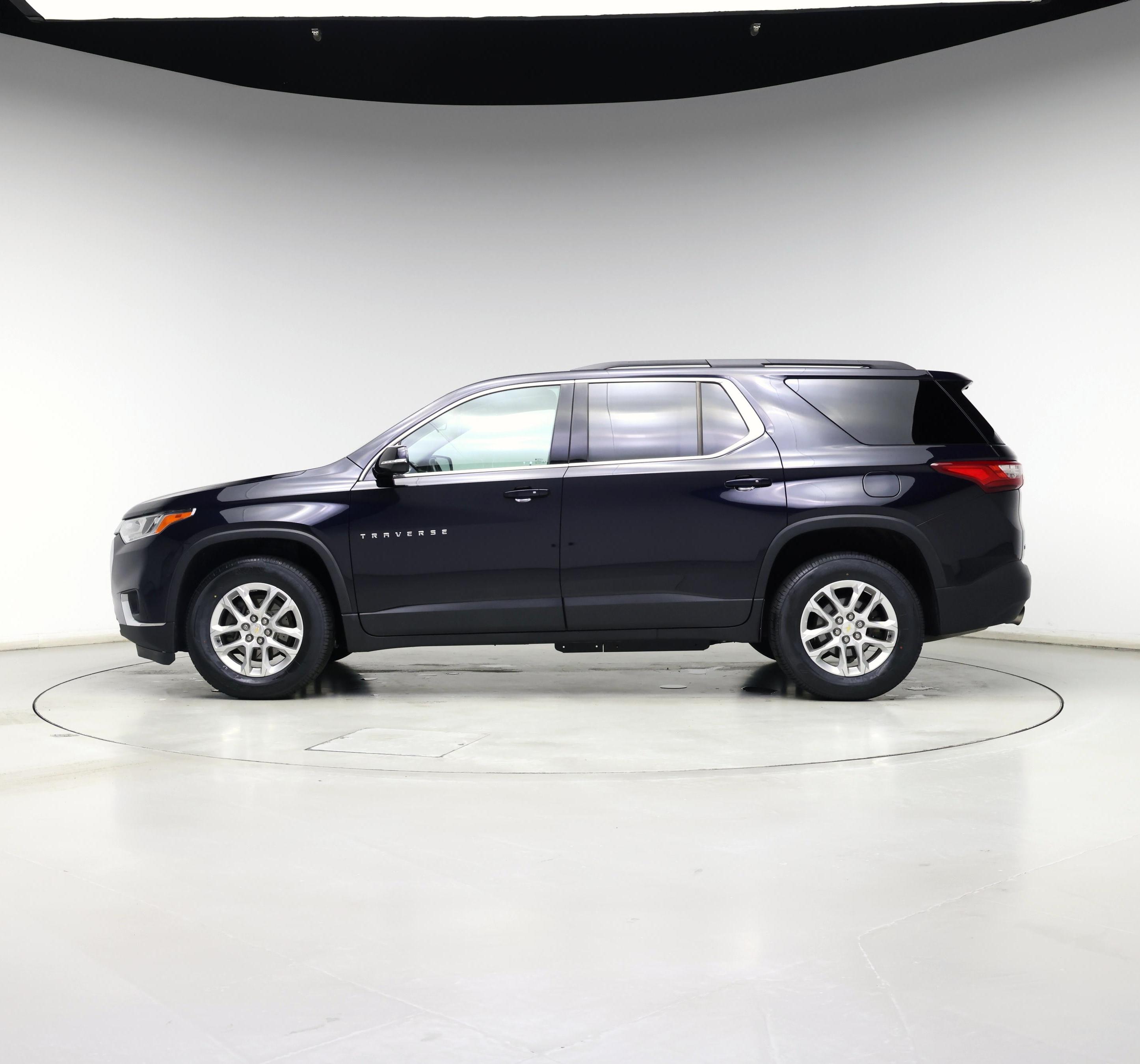 Thumbnail: 2020 Chevrolet Traverse - 3