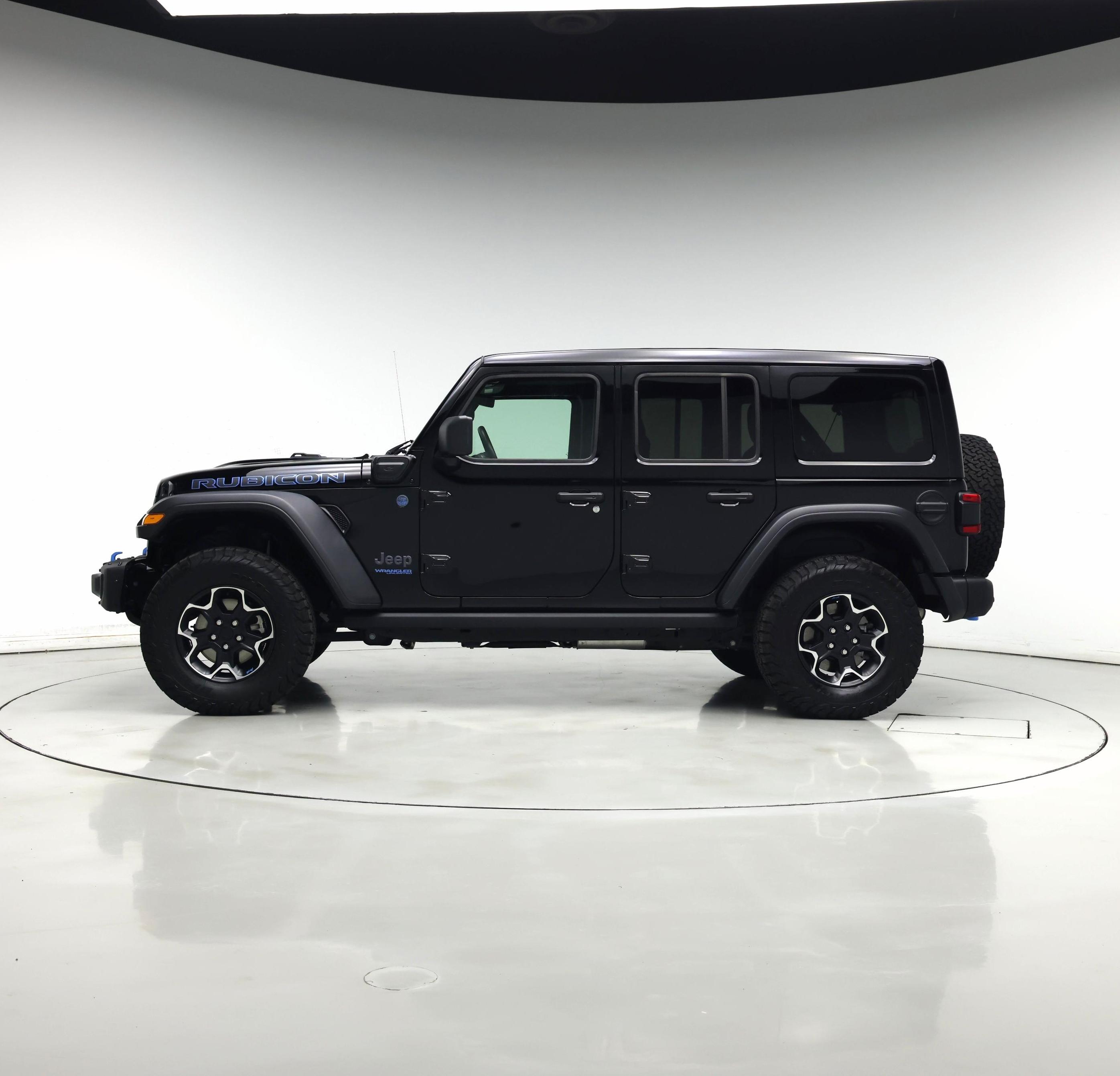 Thumbnail: 2022 Jeep Wrangler - 3