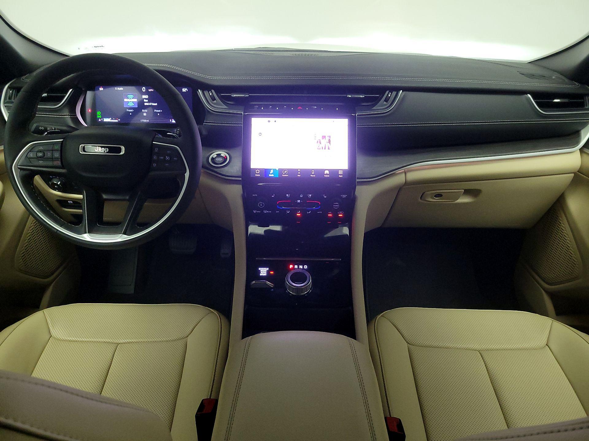 Thumbnail: 2023 Jeep Grand Cherokee - 9