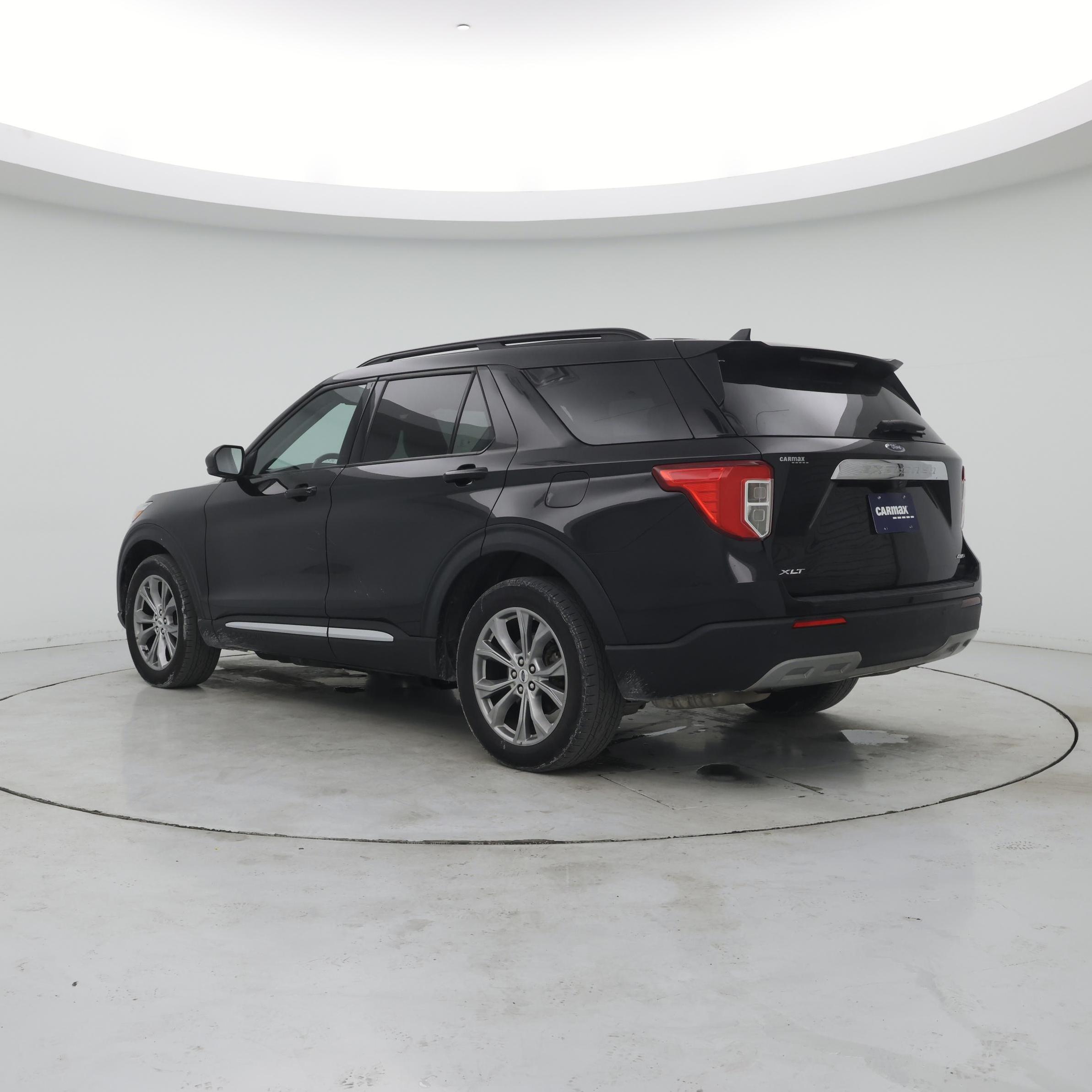 Thumbnail: 2022 Ford Explorer - 2