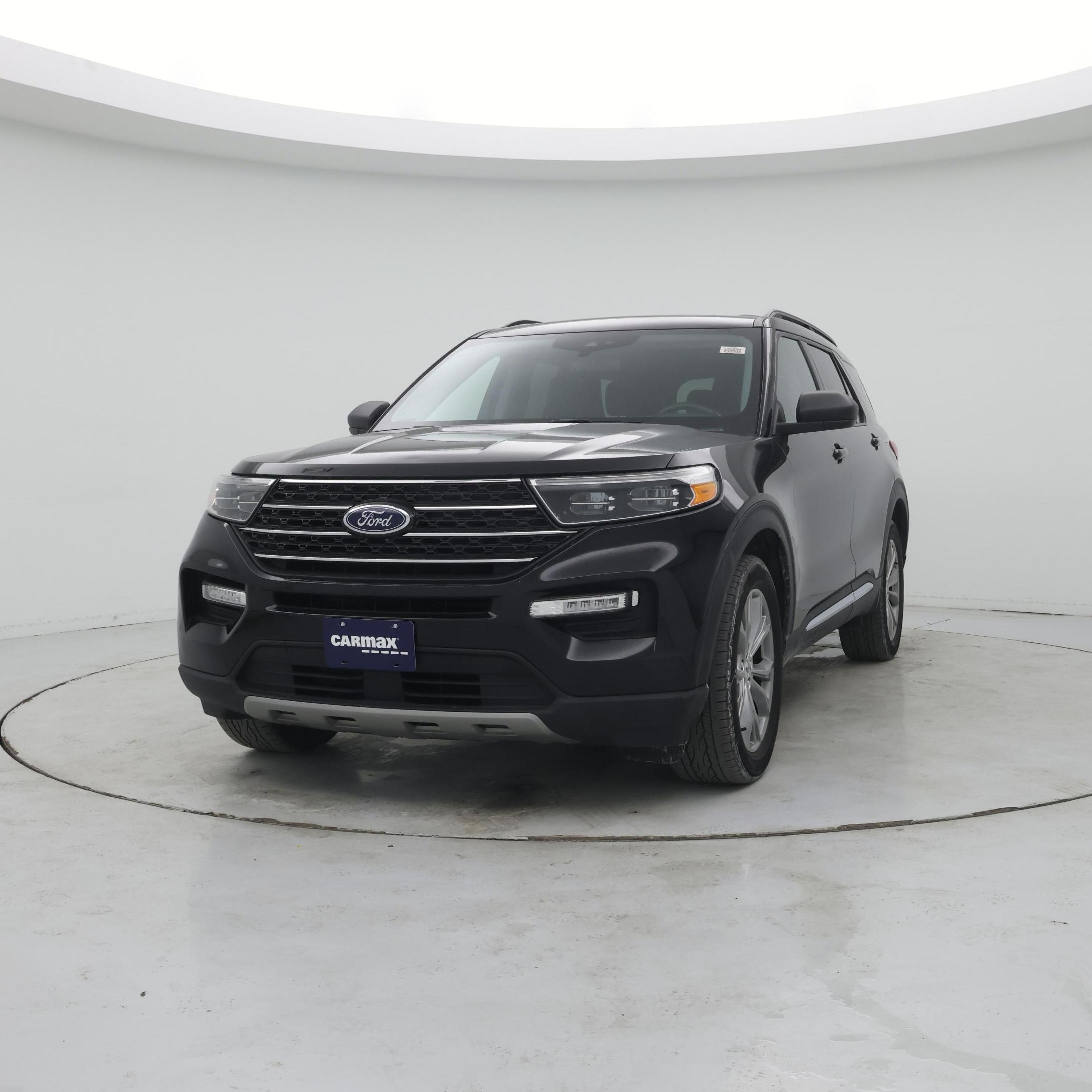 Thumbnail: 2022 Ford Explorer - 4