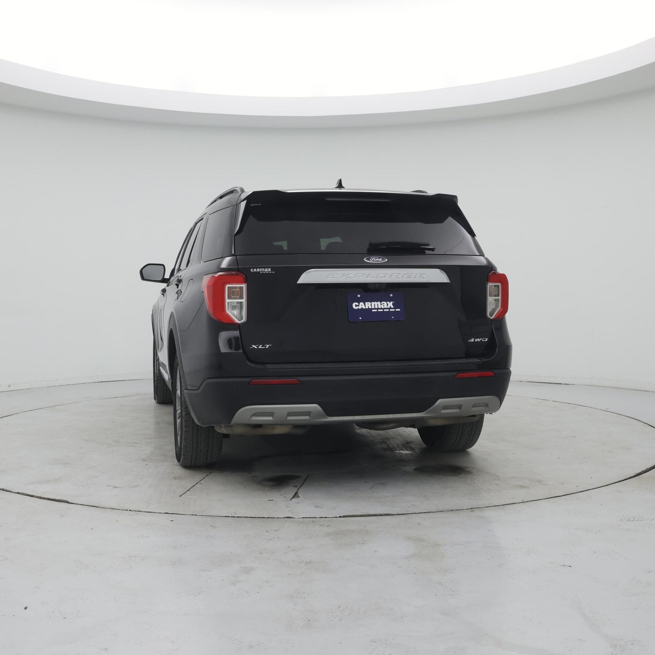 Thumbnail: 2022 Ford Explorer - 6