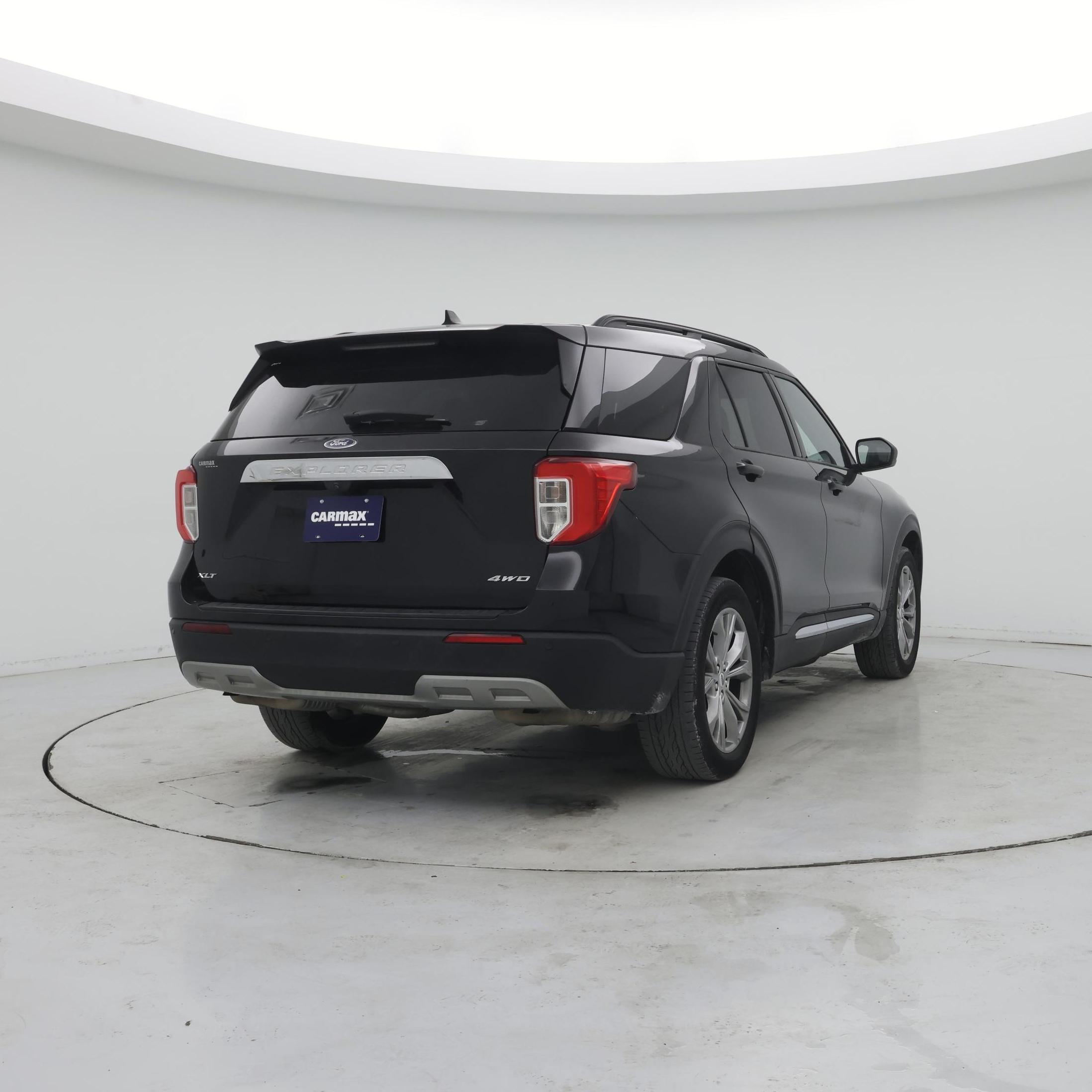 Thumbnail: 2022 Ford Explorer - 8