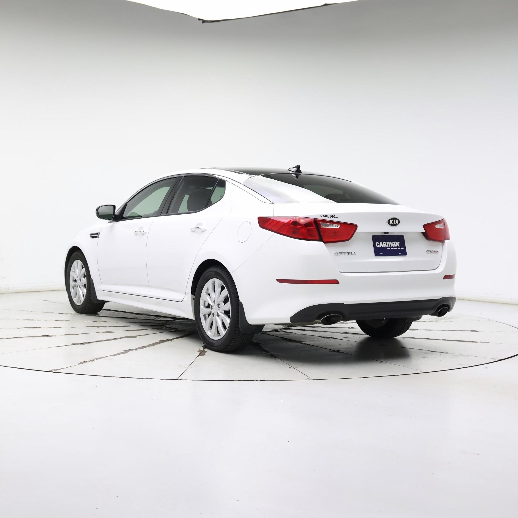 Thumbnail: 2015 Kia Optima - 2