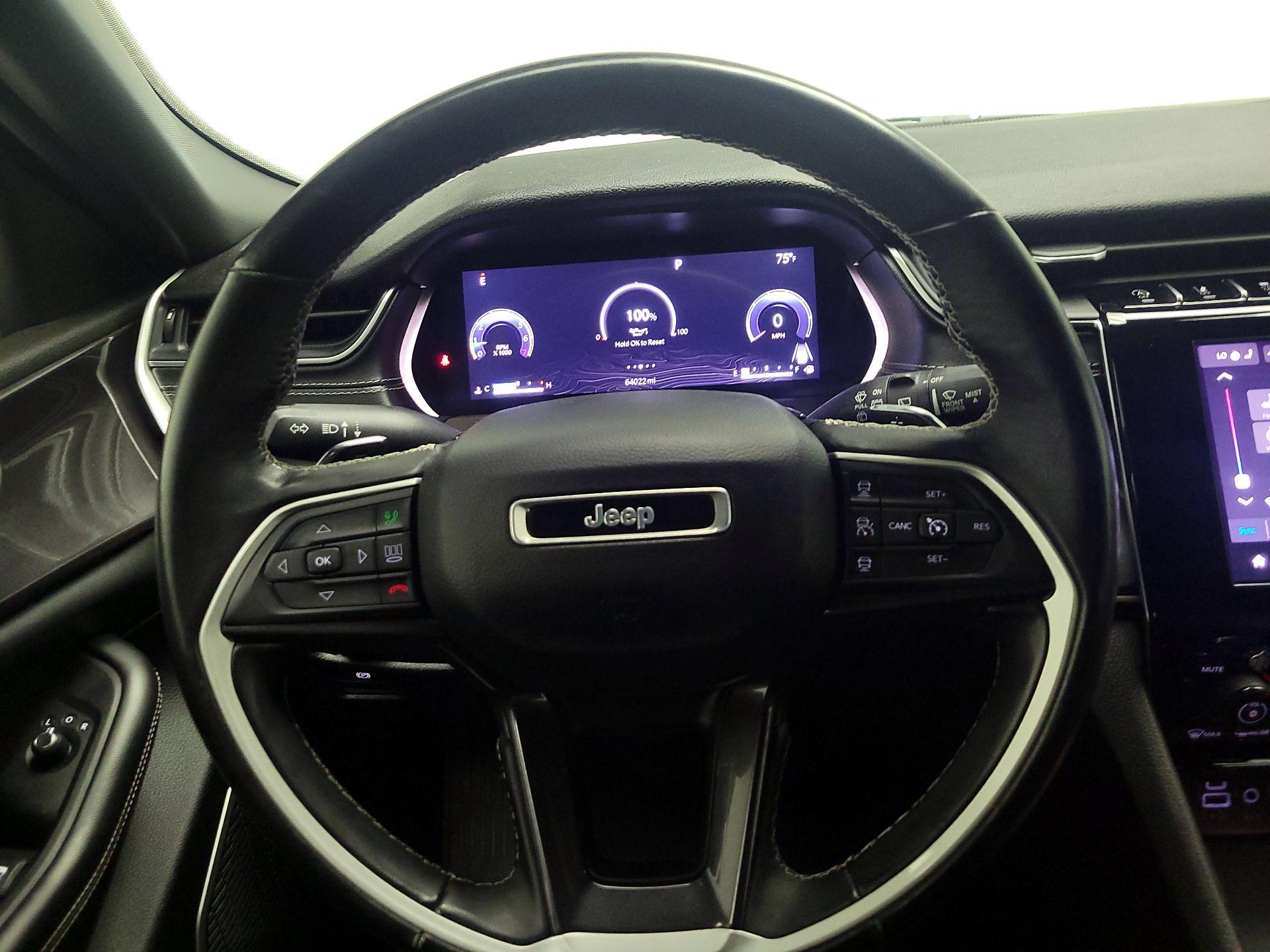 Thumbnail: 2022 Jeep Grand Cherokee - 10