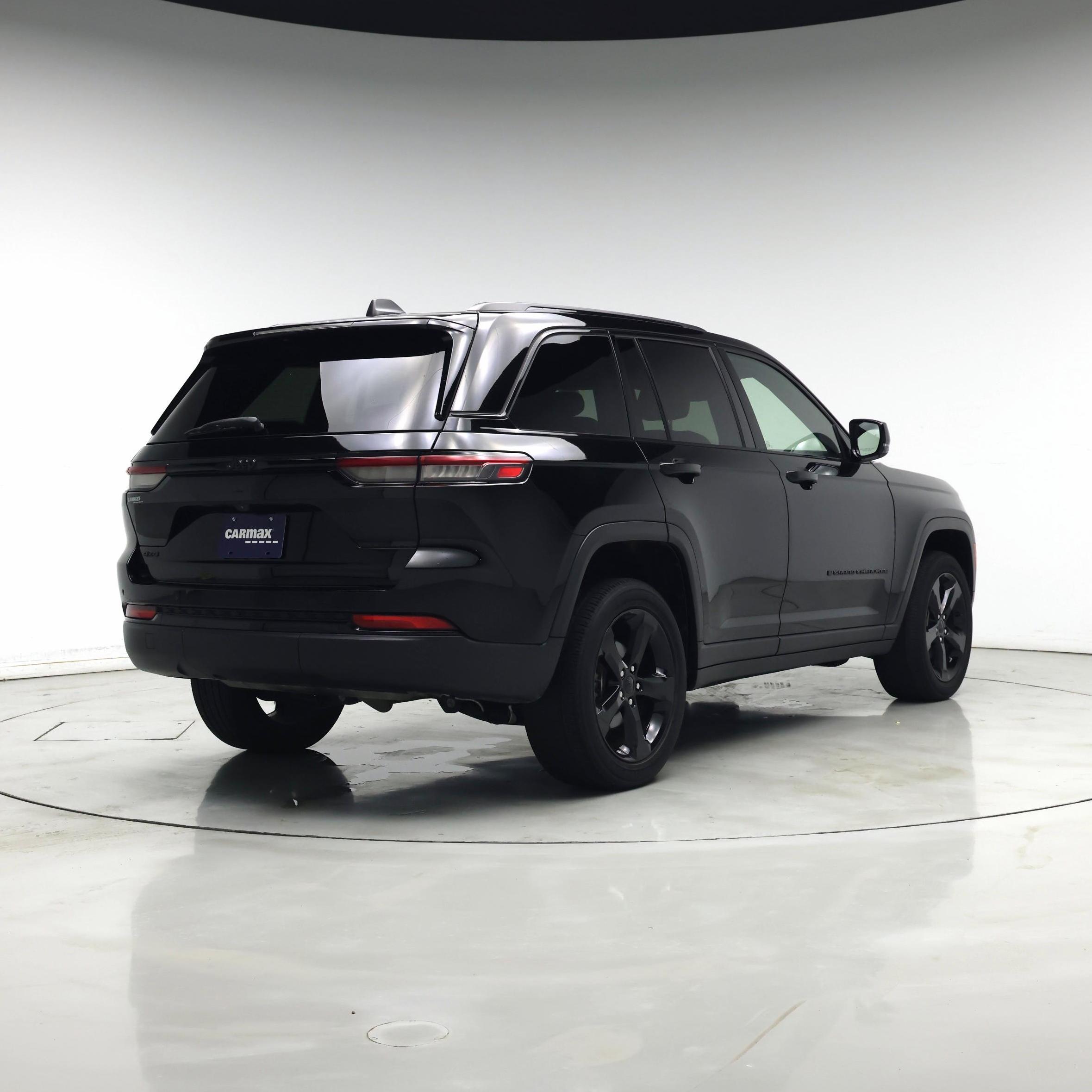 Thumbnail: 2022 Jeep Grand Cherokee - 8