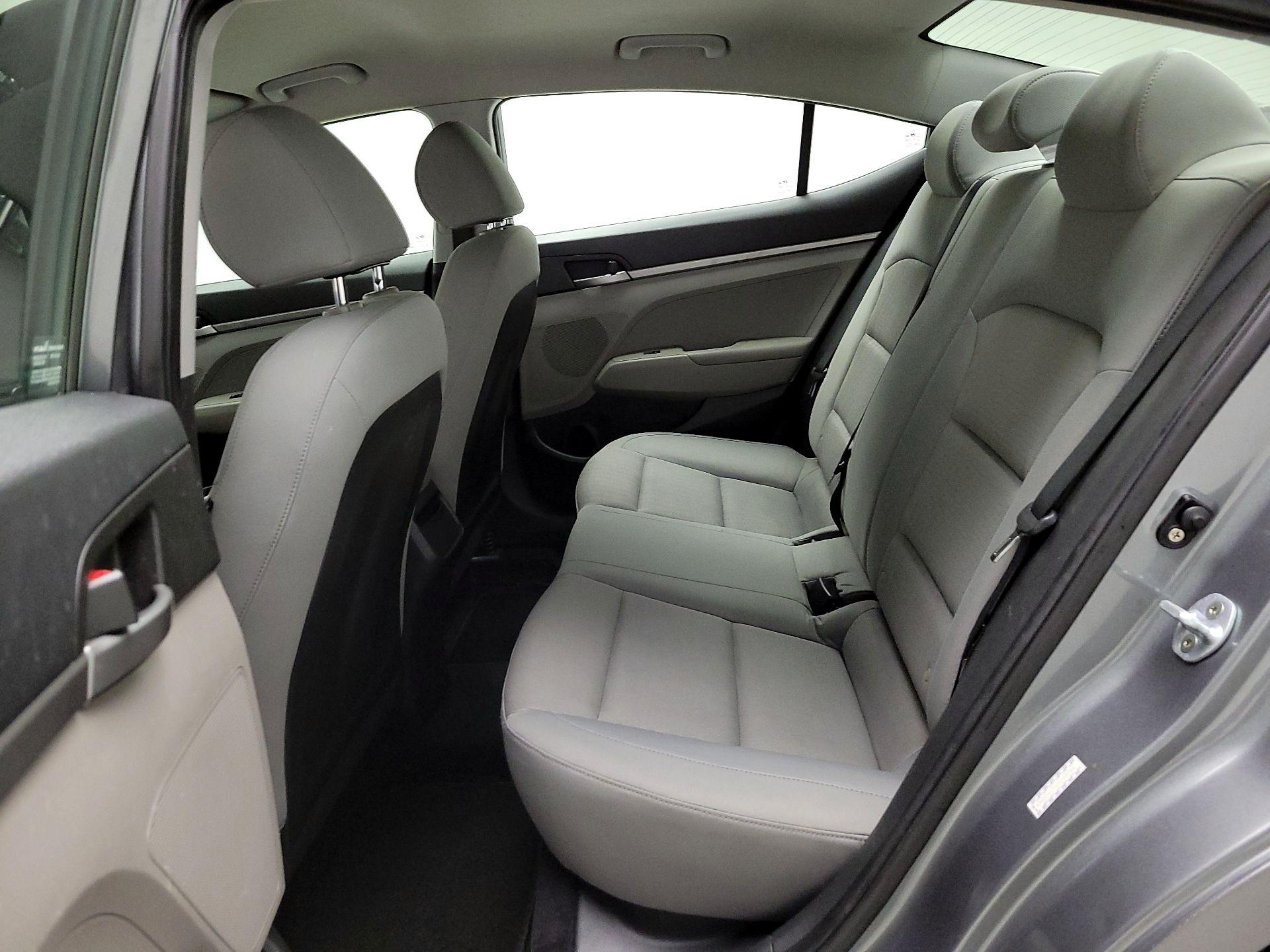 Thumbnail: 2017 Hyundai Elantra - 17