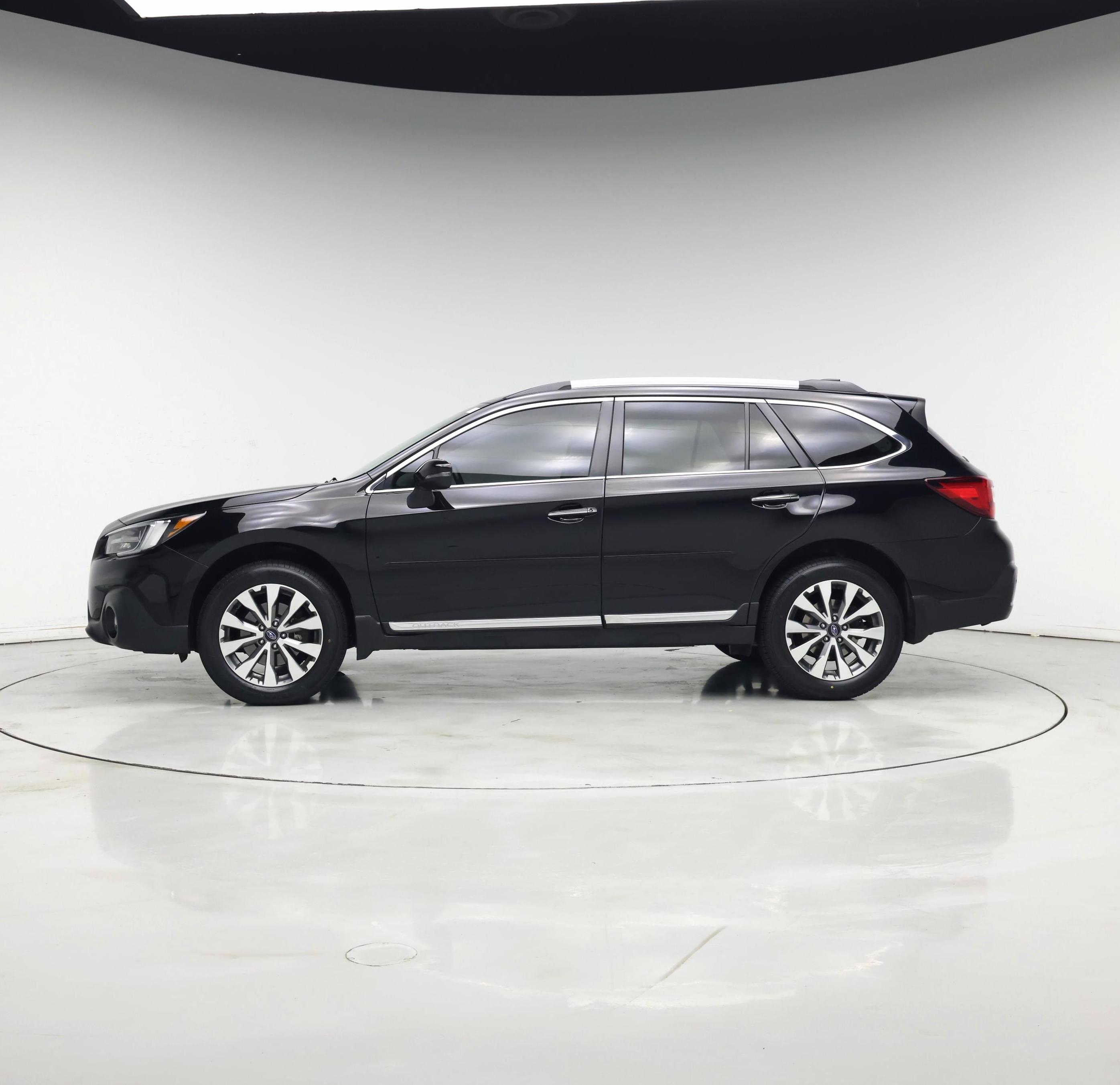 Thumbnail: 2019 Subaru Outback - 3