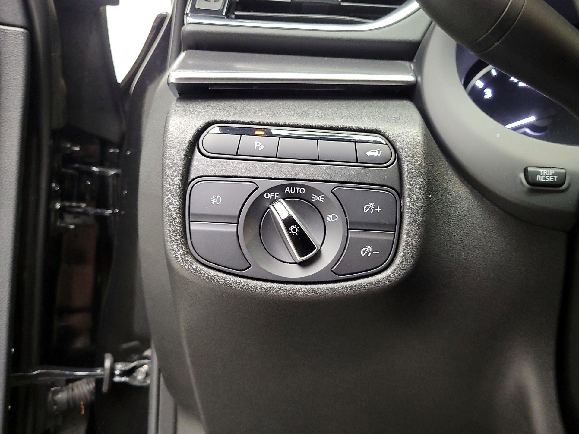 Thumbnail: 2022 INFINITI QX55 - 13