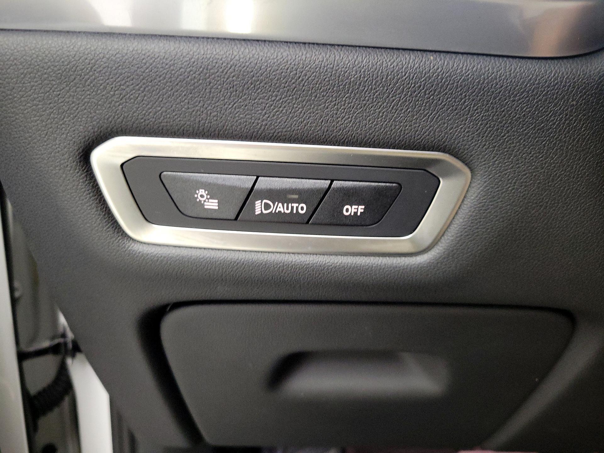 Thumbnail: 2025 BMW X7 - 13