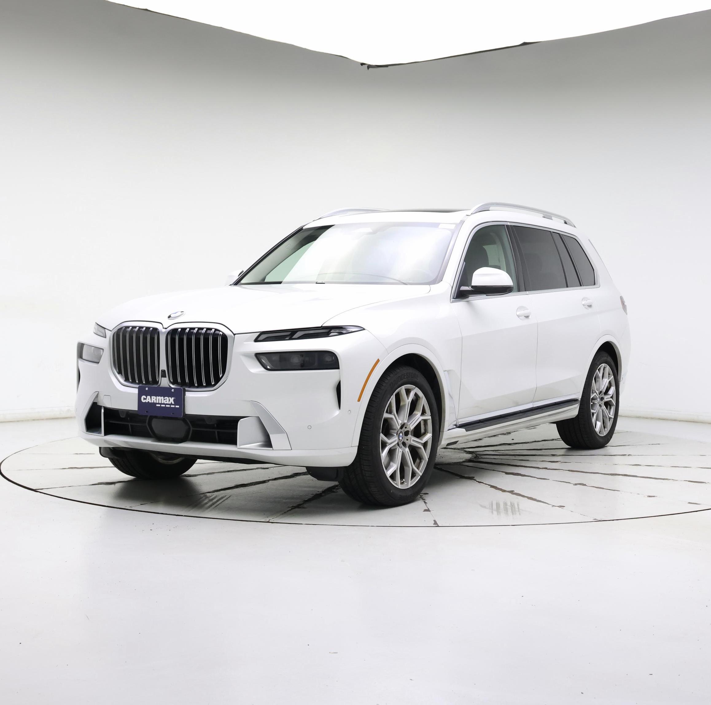 Thumbnail: 2025 BMW X7 - 4