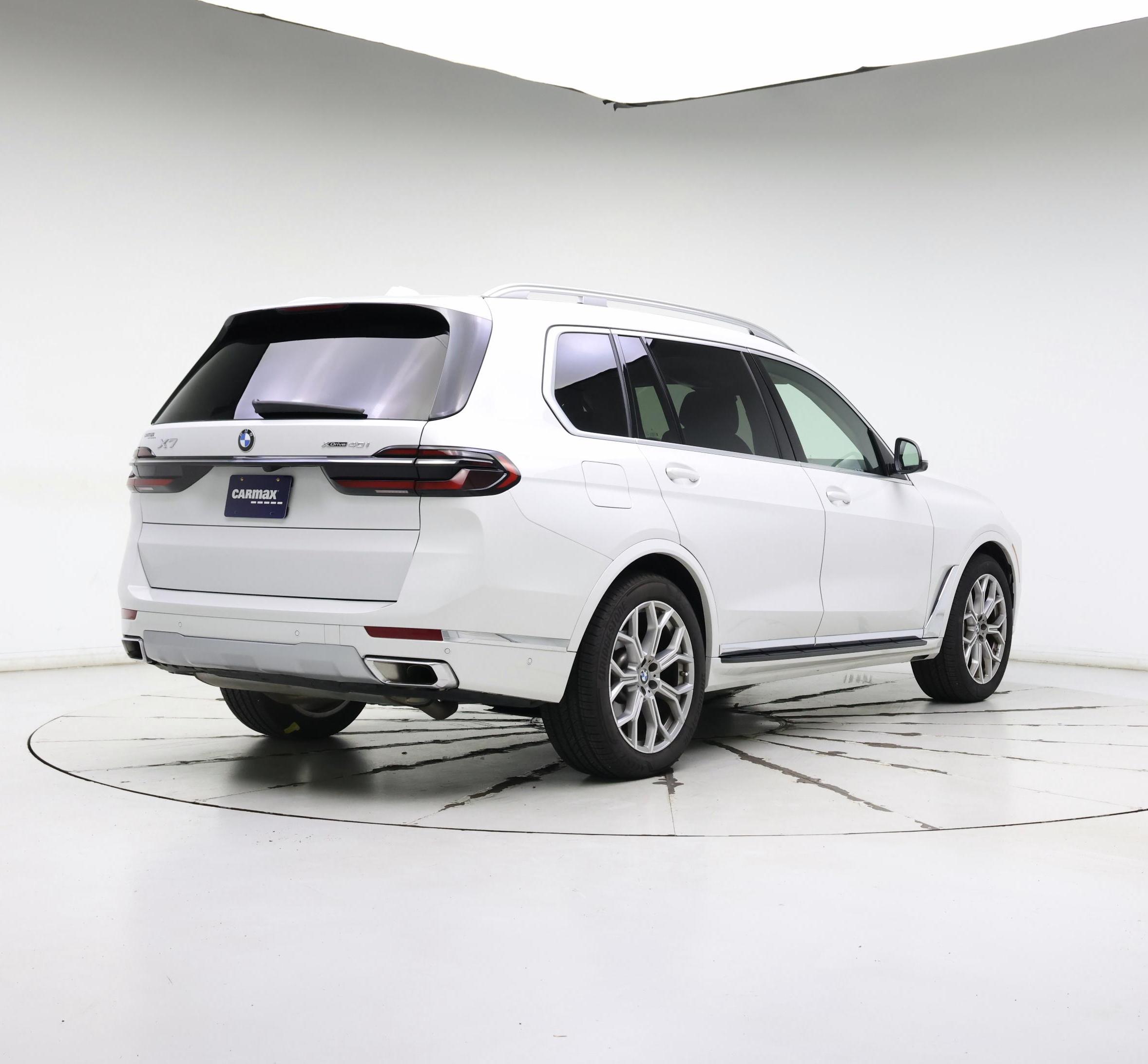Thumbnail: 2025 BMW X7 - 8