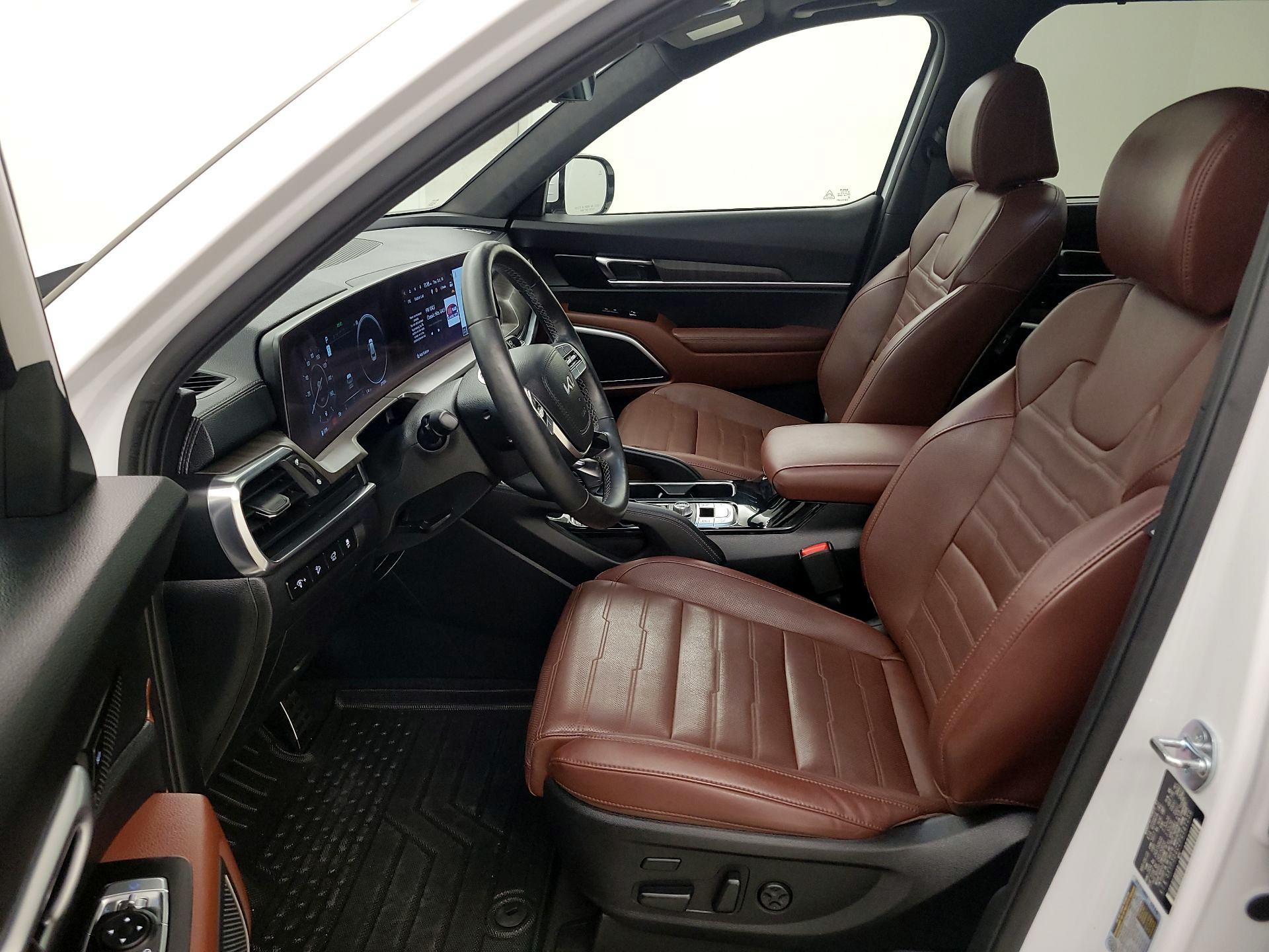 Thumbnail: 2023 Kia Telluride - 11