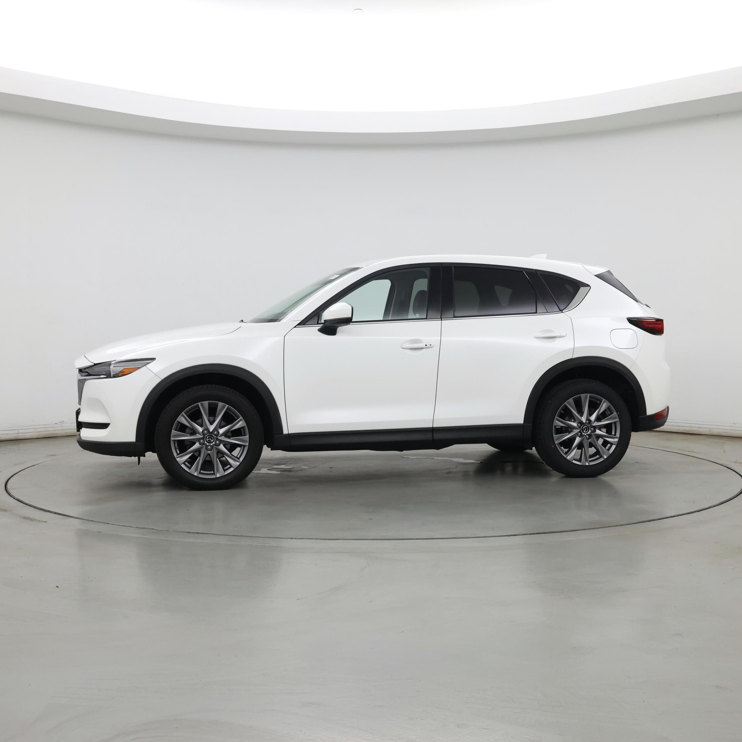 Thumbnail: 2020 Mazda CX-5 - 3