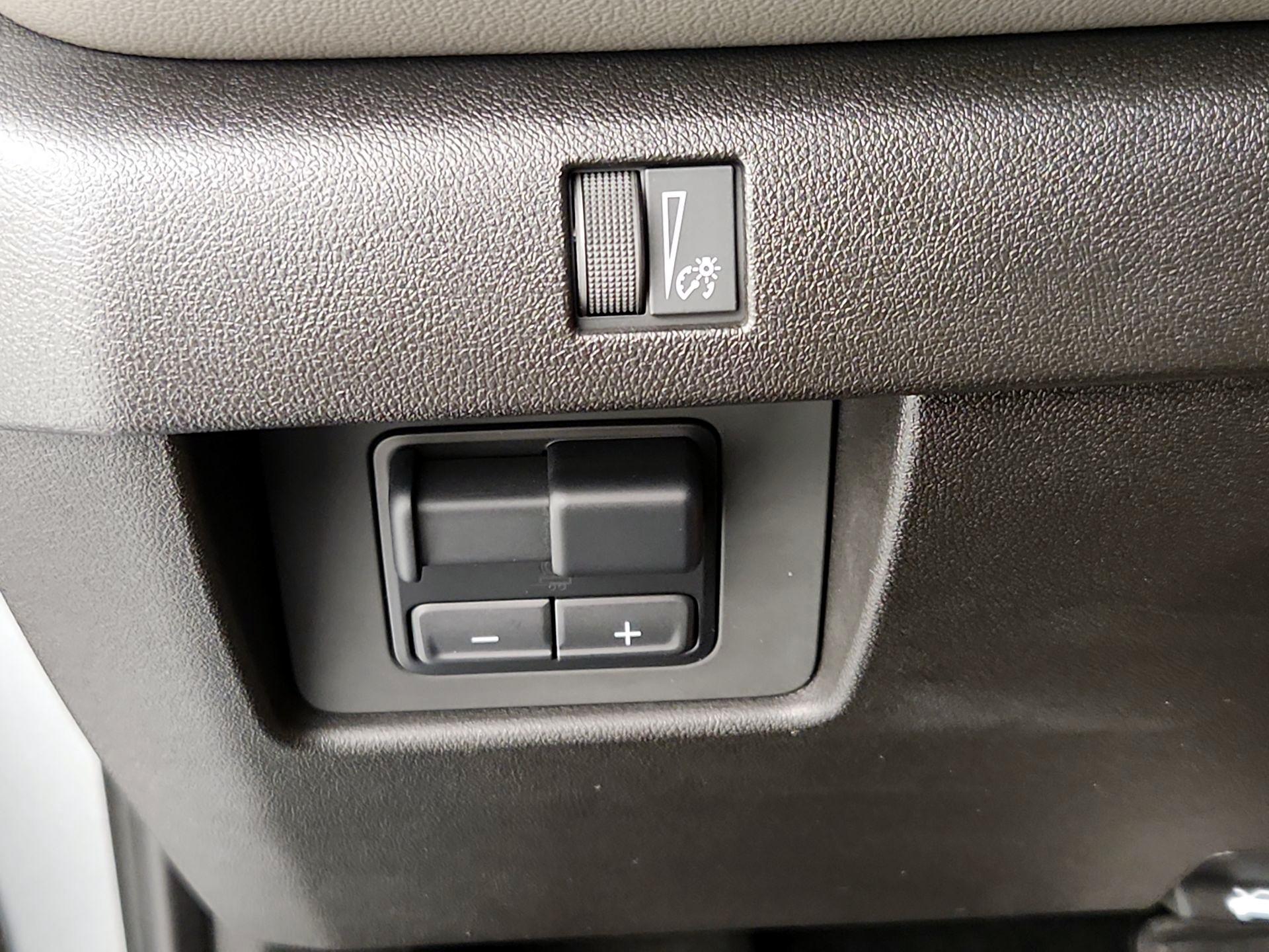 Thumbnail: 2025 Chevrolet Colorado - 13