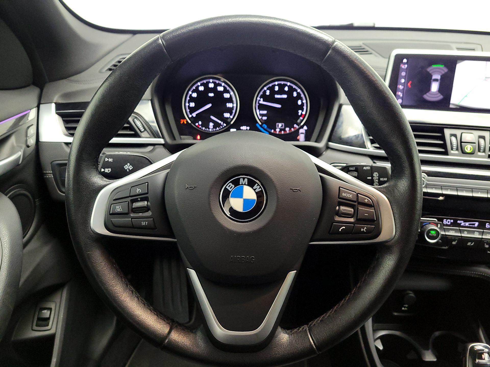 Thumbnail: 2020 BMW X1 - 10