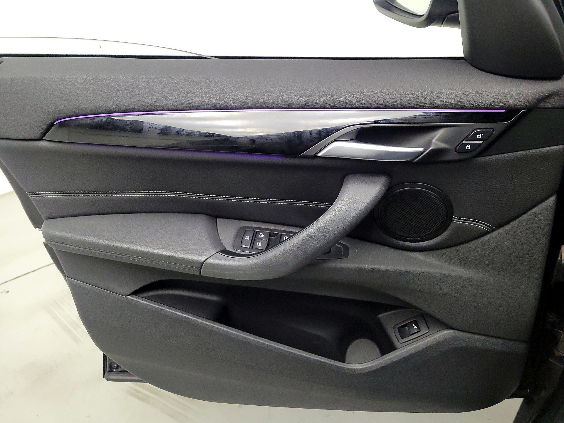 Thumbnail: 2020 BMW X1 - 12