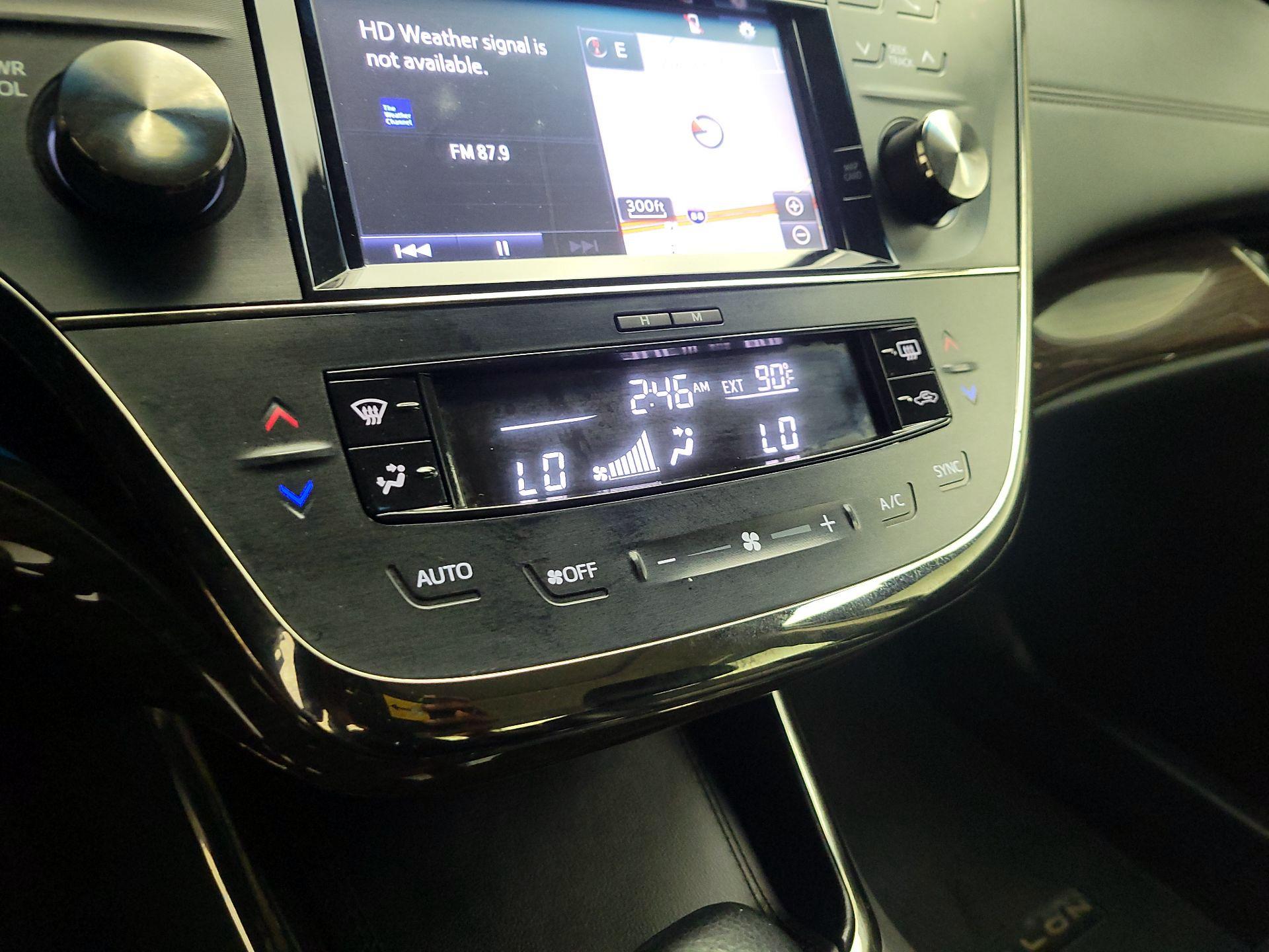 Thumbnail: 2015 Toyota Avalon - 15