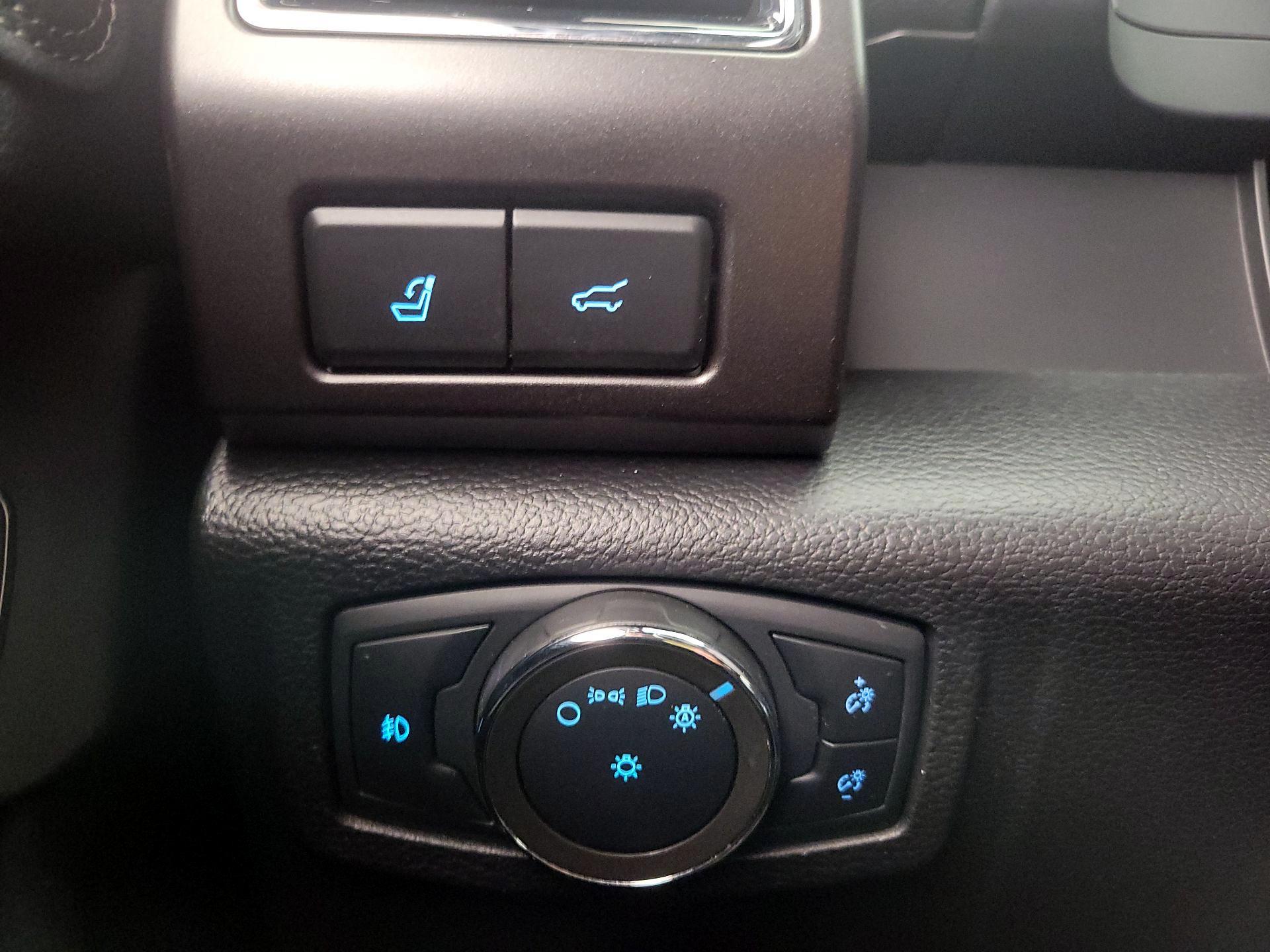 Thumbnail: 2020 Ford Expedition - 13