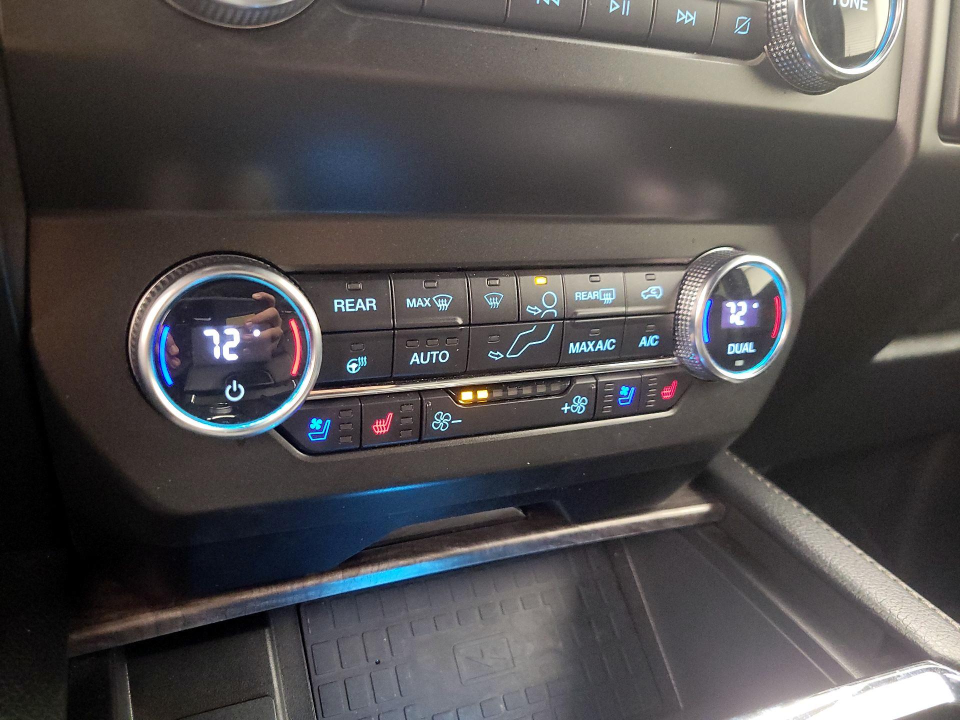 Thumbnail: 2020 Ford Expedition - 17