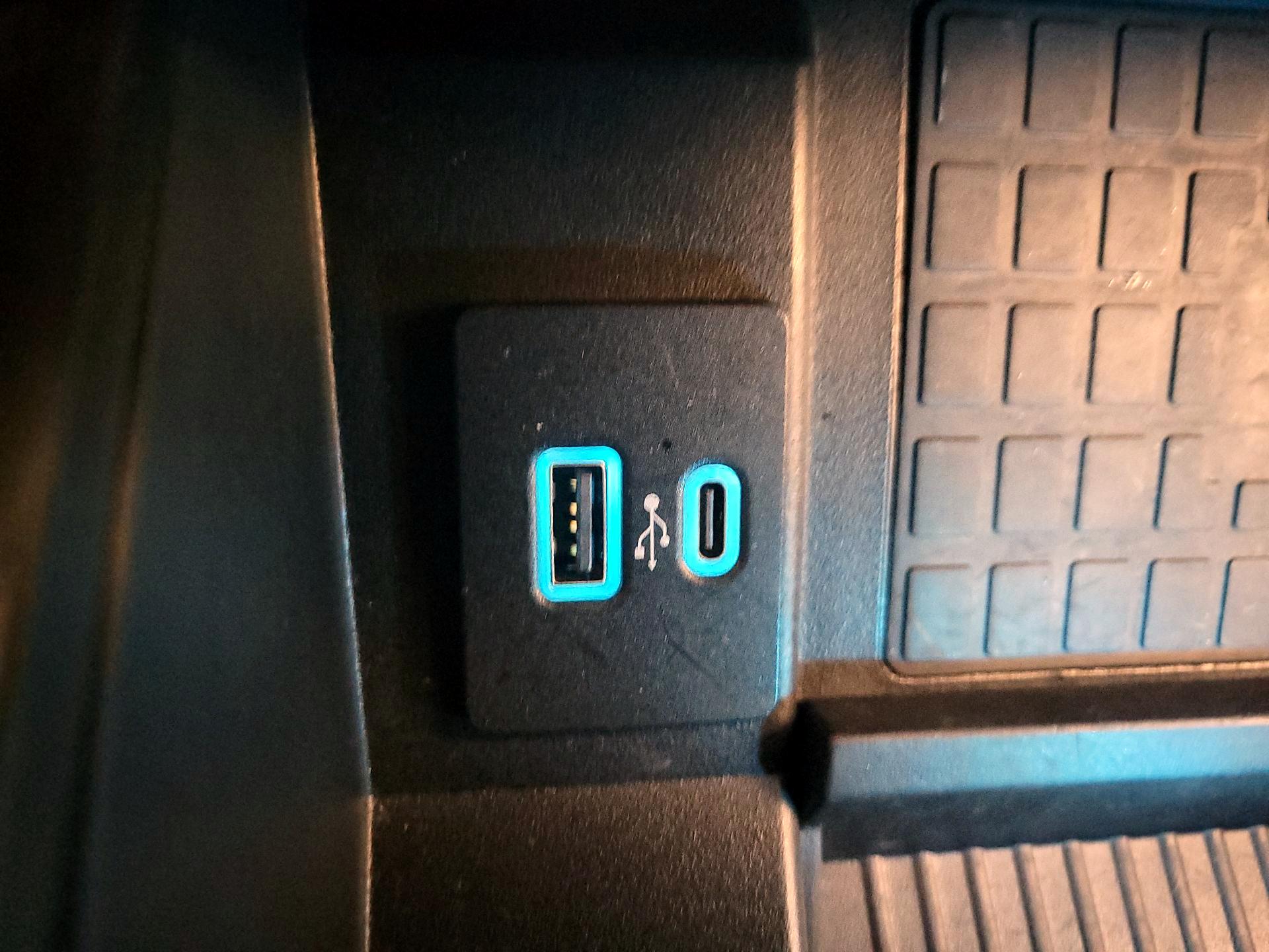 Thumbnail: 2020 Ford Expedition - 19