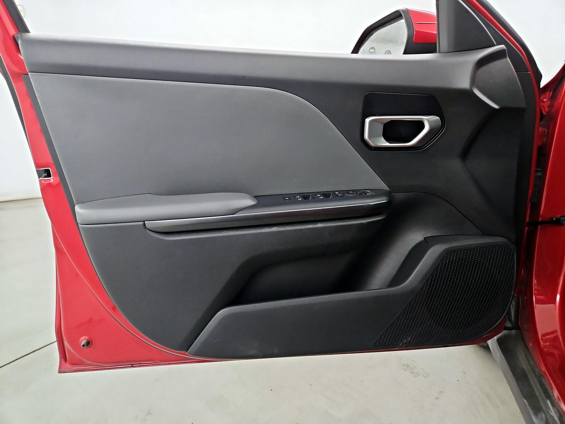 Thumbnail: 2025 Kia K4 - 12